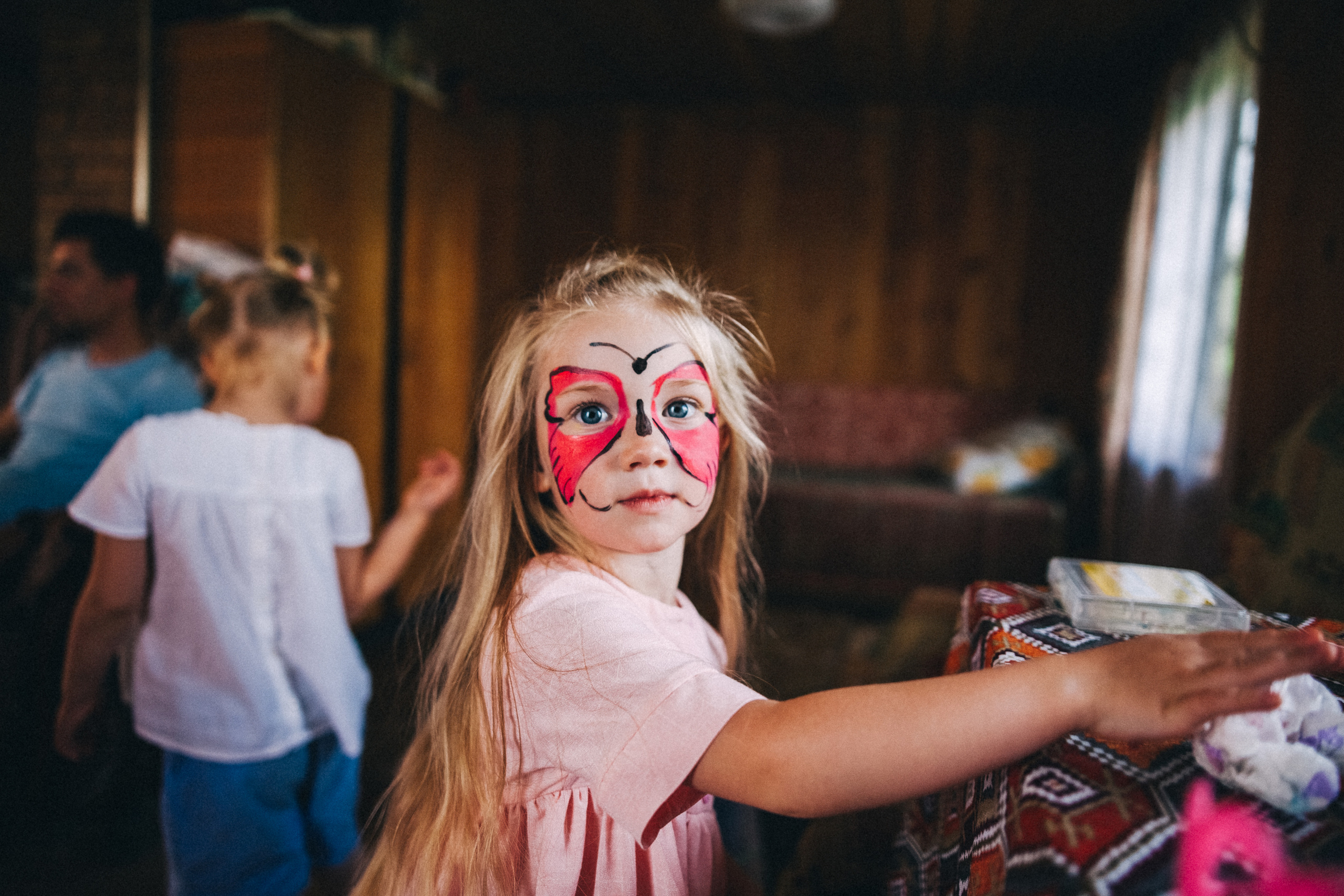 Ульяше 5 лет. Дачный деньрожденский день. Семейный фотограф, фотограф родов, репортажей фотограф в Санкт-Петербу