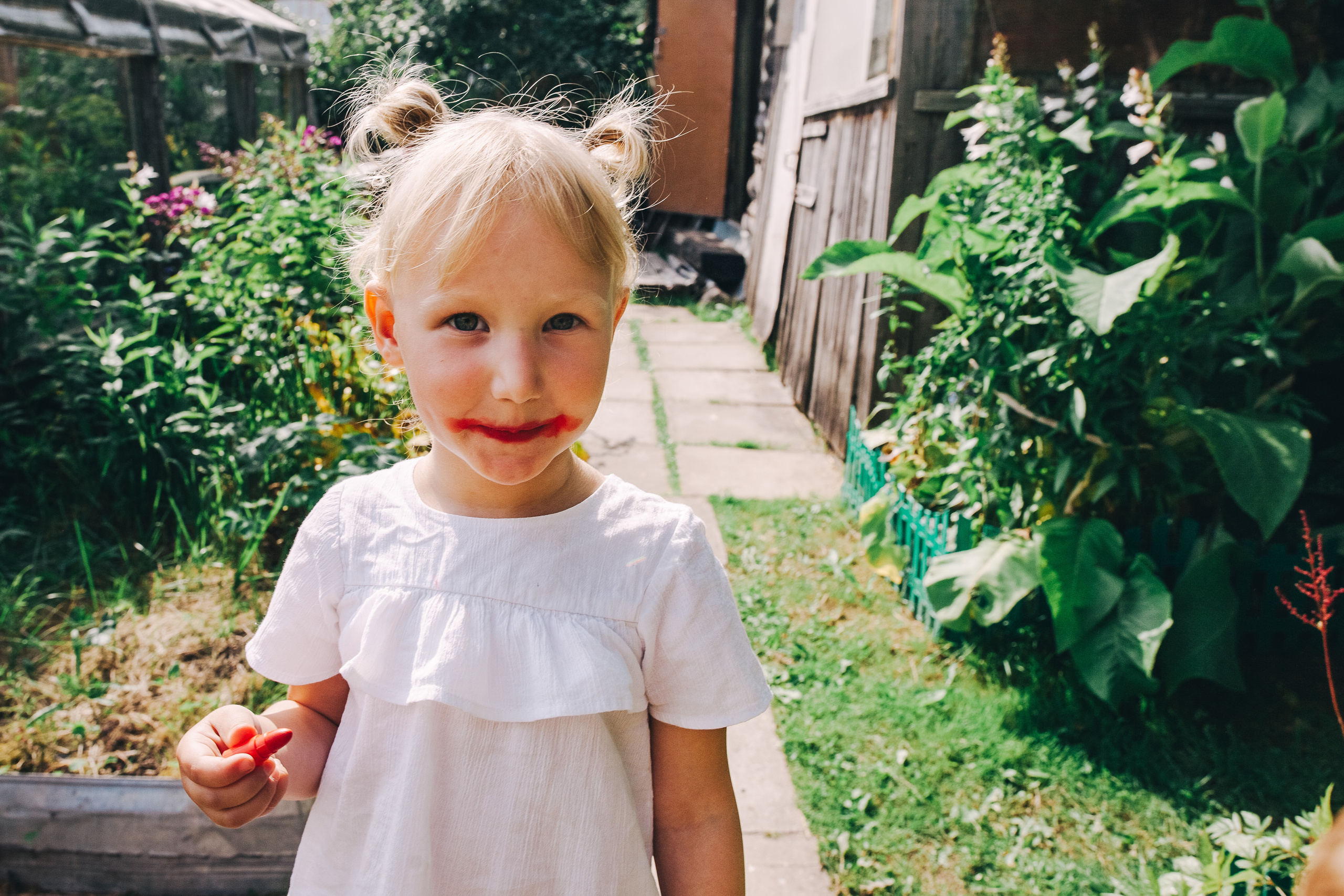 Ульяше 5 лет. Дачный деньрожденский день. Семейный фотограф, фотограф родов, репортажей фотограф в Санкт-Петербу