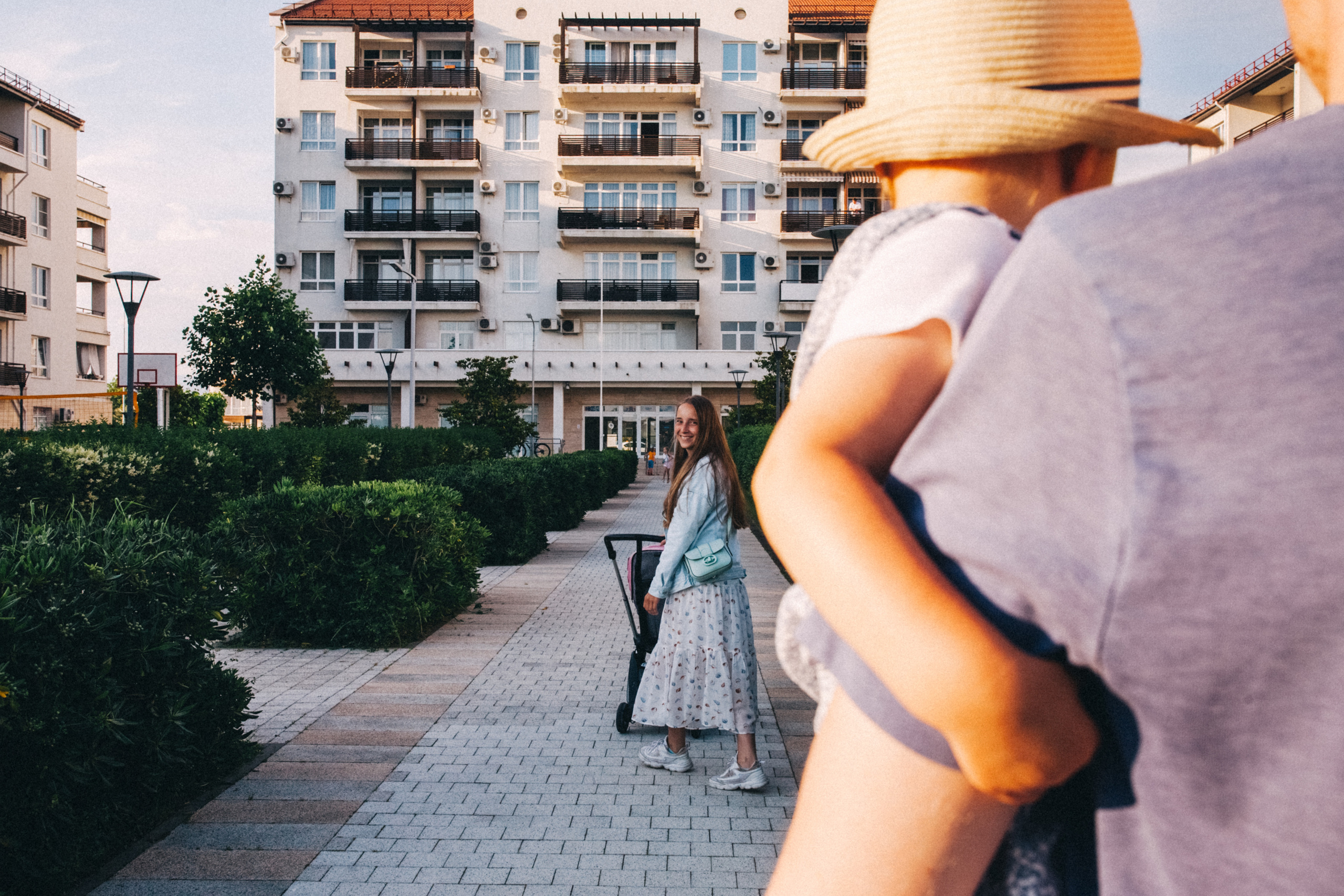 Вася, Маша, Соня. Отпуск в Адлере. Семейный фотограф, фотограф родов, репортажей фотограф в Санкт-Петербу