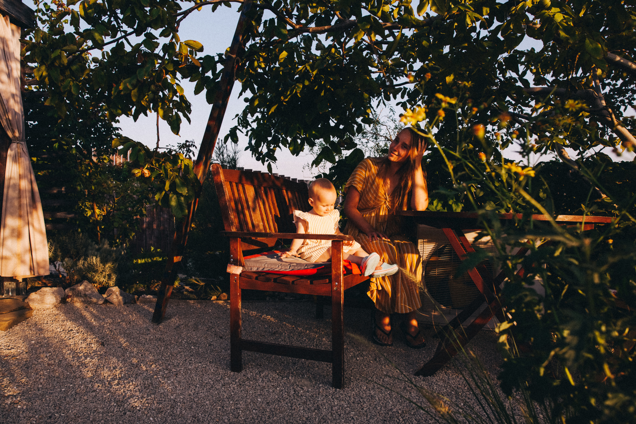 Маша и Соня. Отпуск в Крыму. Семейный фотограф, фотограф родов, репортажей фотограф в Санкт-Петербу