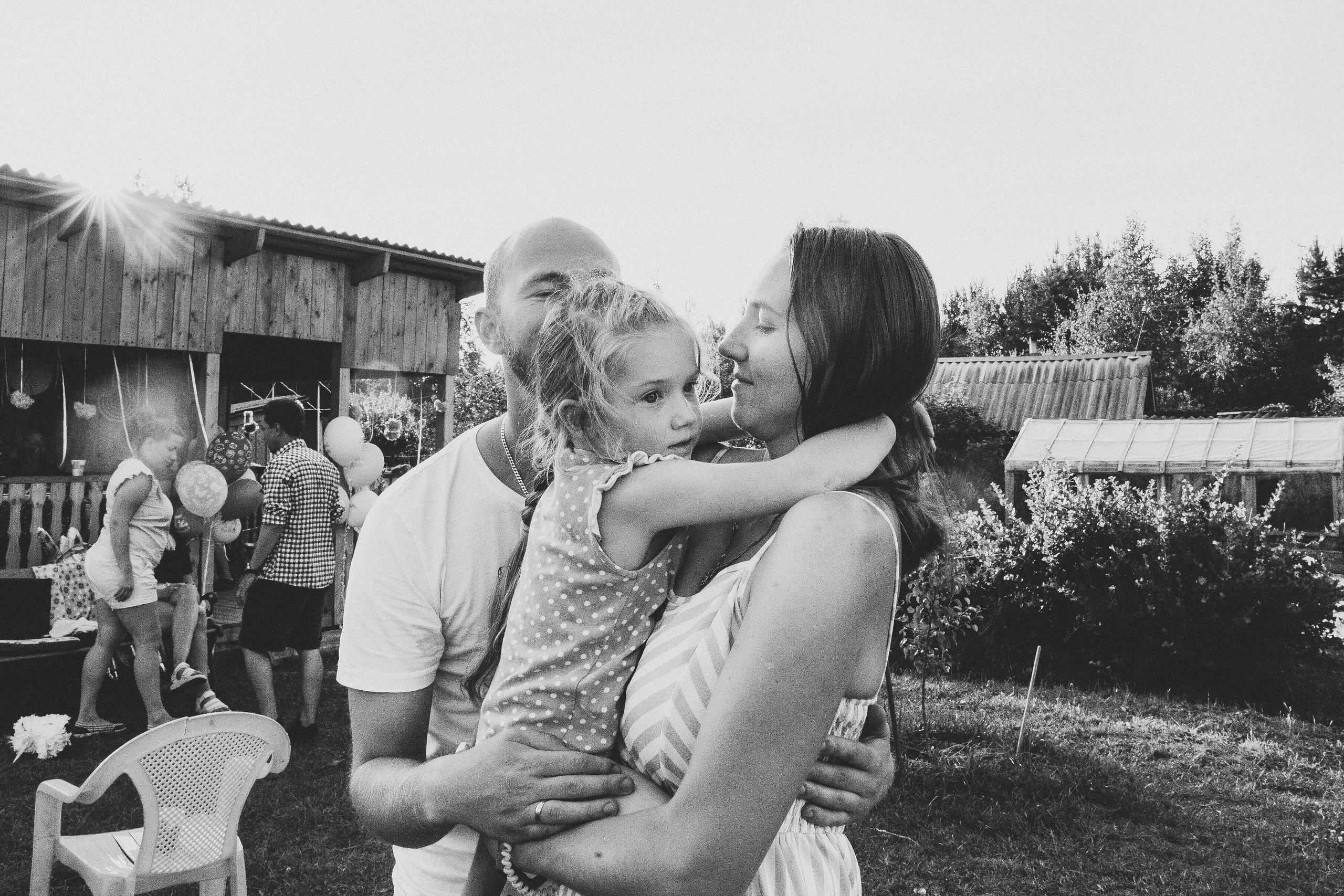 Ульяше 5 лет. Дачный деньрожденский день. Семейный фотограф, фотограф родов, репортажей фотограф в Санкт-Петербу