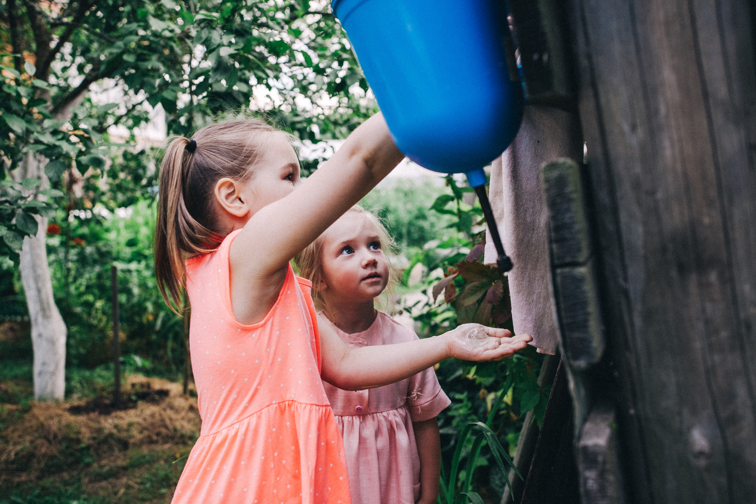 Ульяше 5 лет. Дачный деньрожденский день. Семейный фотограф, фотограф родов, репортажей фотограф в Санкт-Петербу