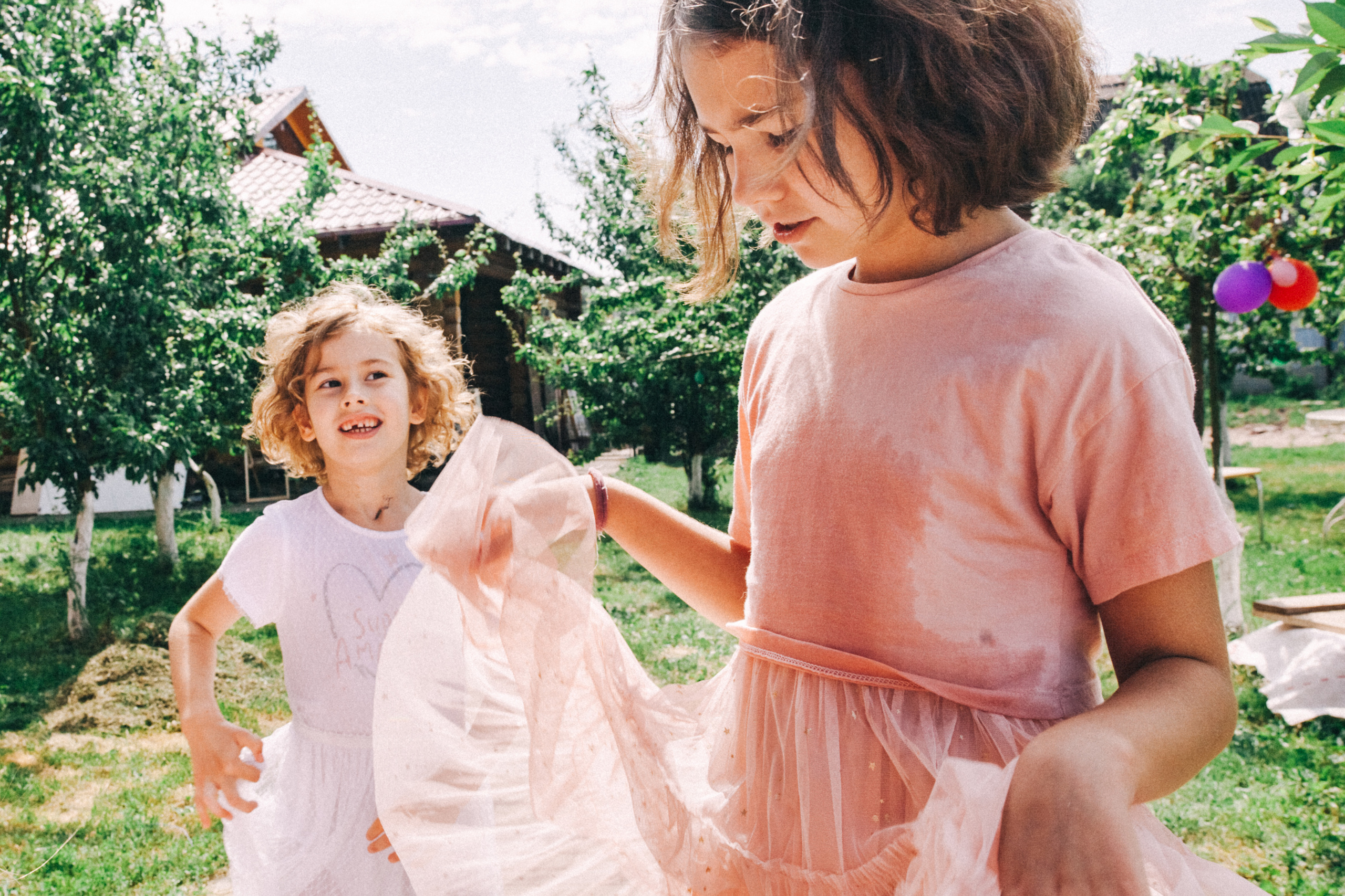 Есении 5 лет. ДР на даче. Семейный фотограф, фотограф родов, репортажей фотограф в Санкт-Петербу