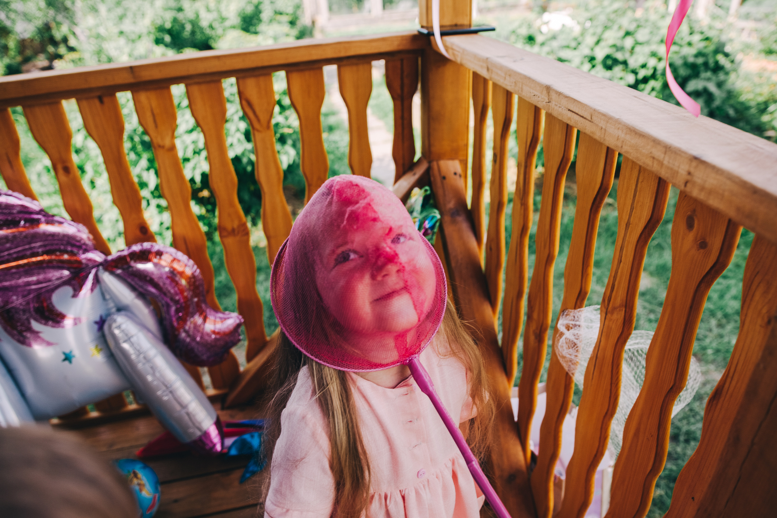 Ульяше 5 лет. Дачный деньрожденский день. Семейный фотограф, фотограф родов, репортажей фотограф в Санкт-Петербу