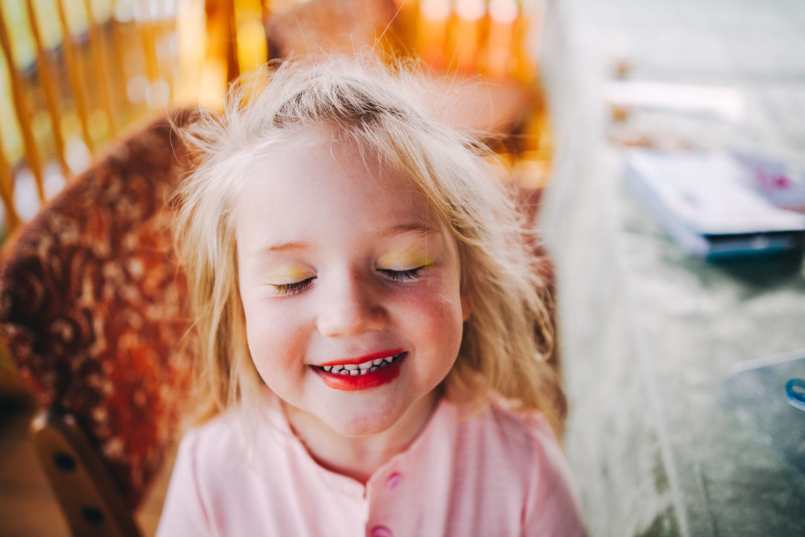 Ульяше 5 лет. Дачный деньрожденский день. Семейный фотограф, фотограф родов, репортажей фотограф в Санкт-Петербу