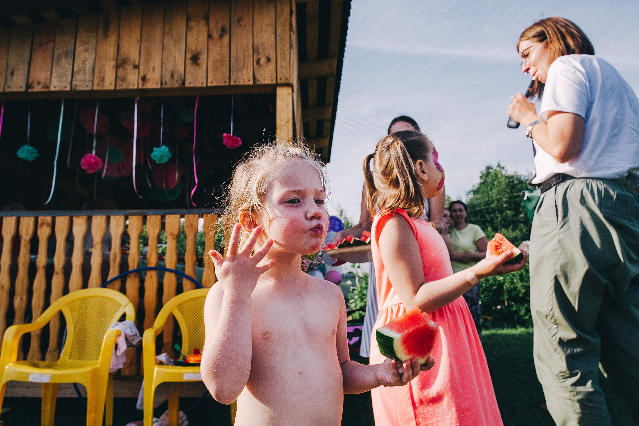 Ульяше 5 лет. Дачный деньрожденский день. Семейный фотограф, фотограф родов, репортажей фотограф в Санкт-Петербу