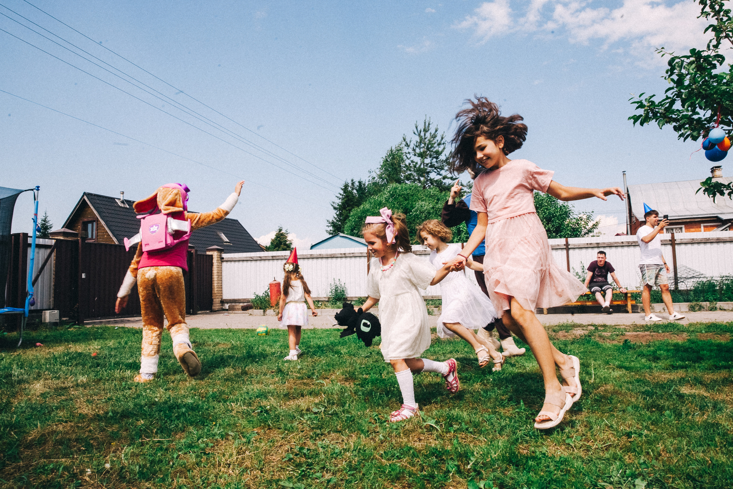 Есении 5 лет. ДР на даче. Семейный фотограф, фотограф родов, репортажей фотограф в Санкт-Петербу
