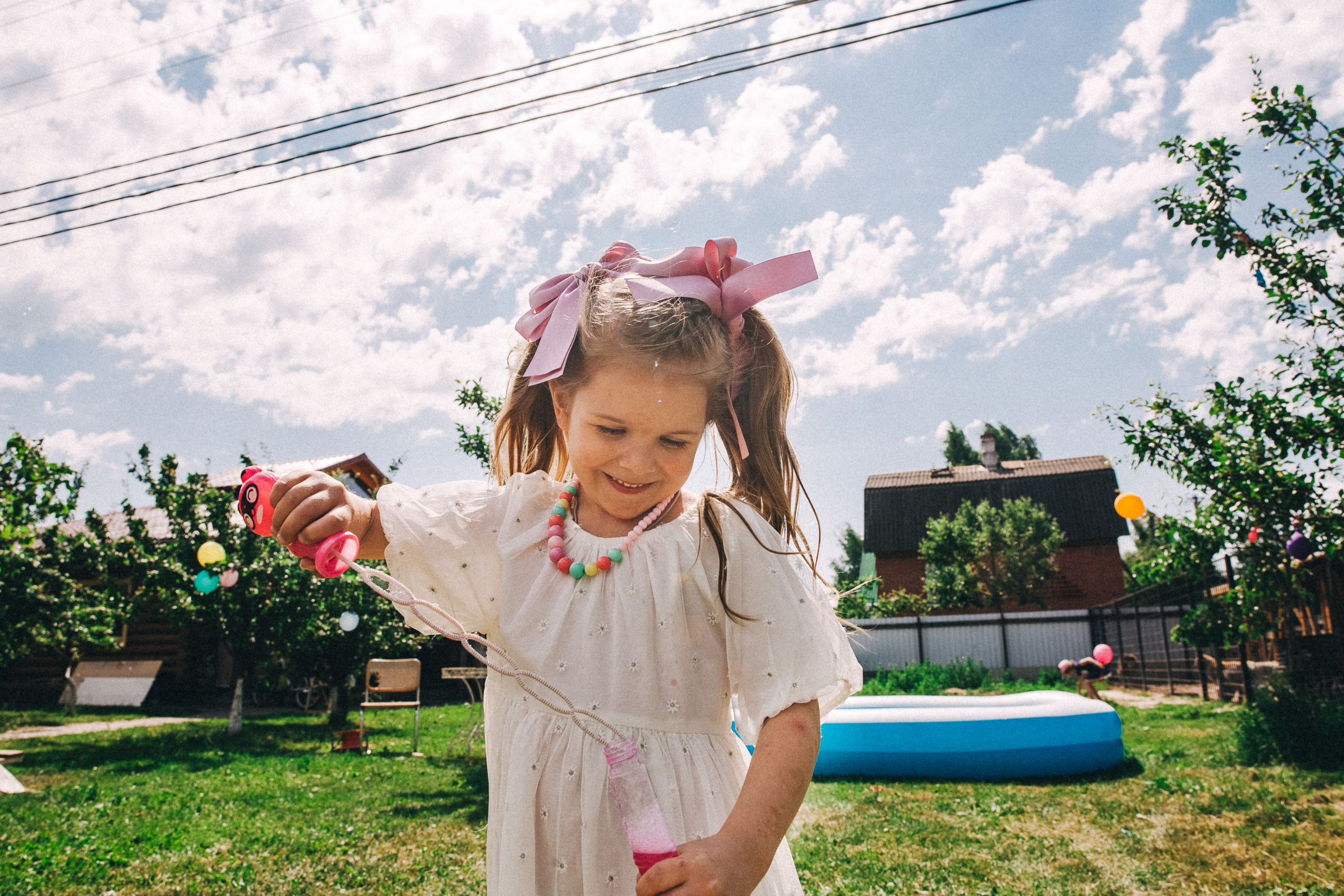 Есении 5 лет. ДР на даче. Семейный фотограф, фотограф родов, репортажей фотограф в Санкт-Петербу
