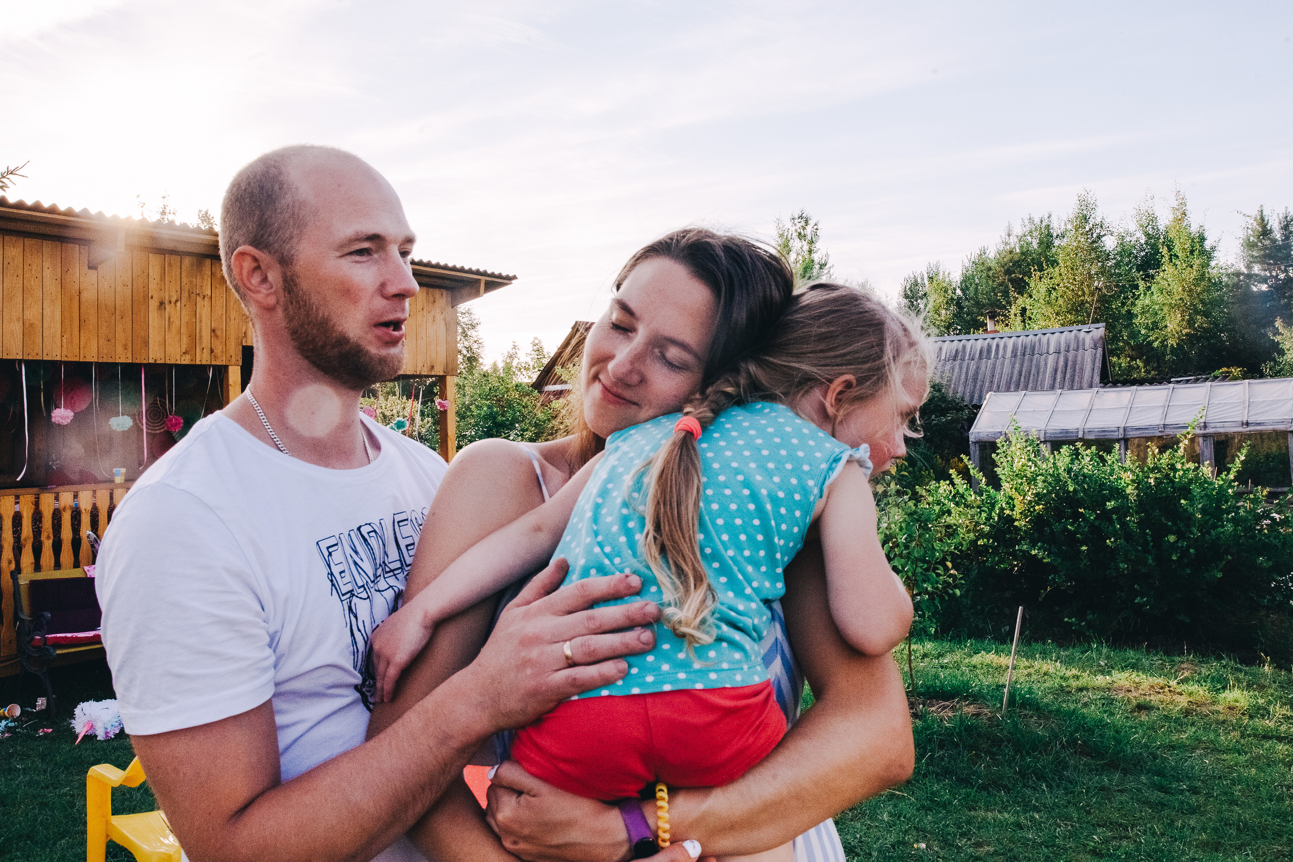 Ульяше 5 лет. Дачный деньрожденский день. Семейный фотограф, фотограф родов, репортажей фотограф в Санкт-Петербу