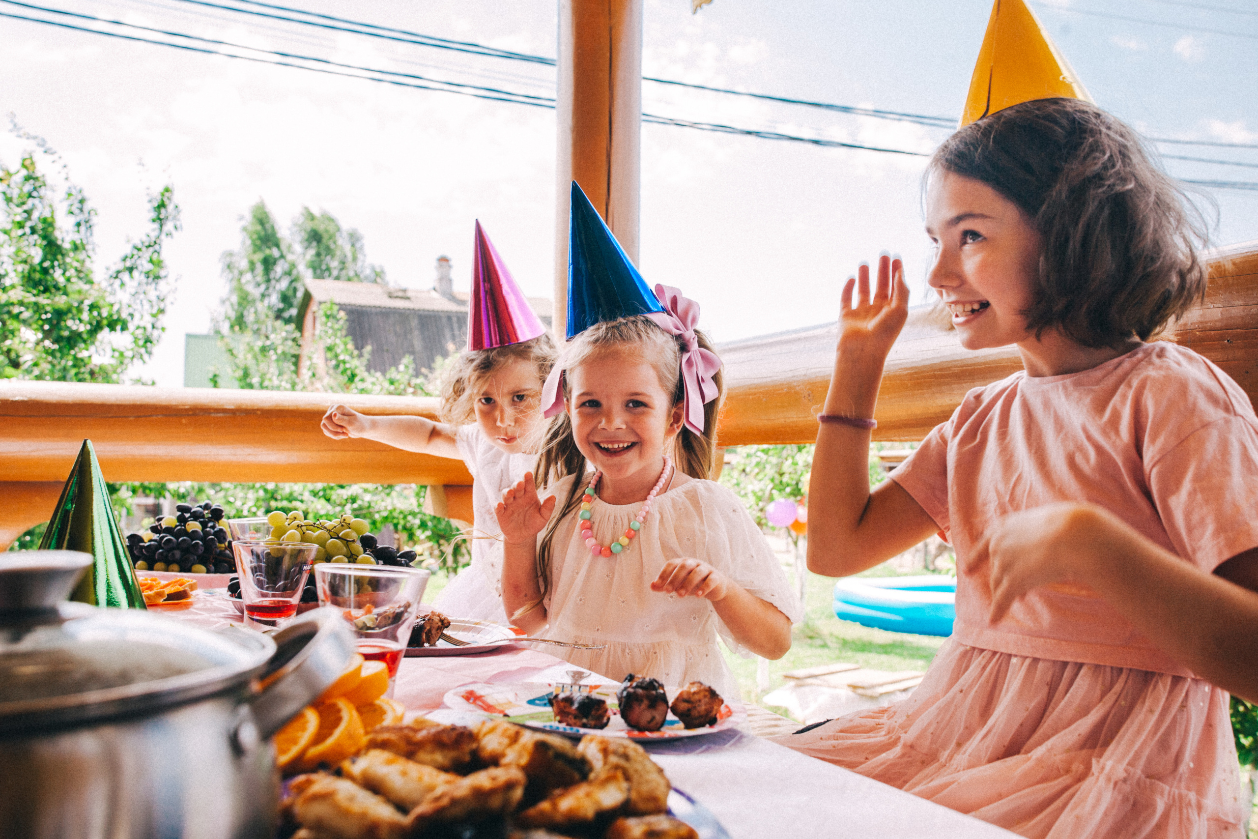Есении 5 лет. ДР на даче. Семейный фотограф, фотограф родов, репортажей фотограф в Санкт-Петербу