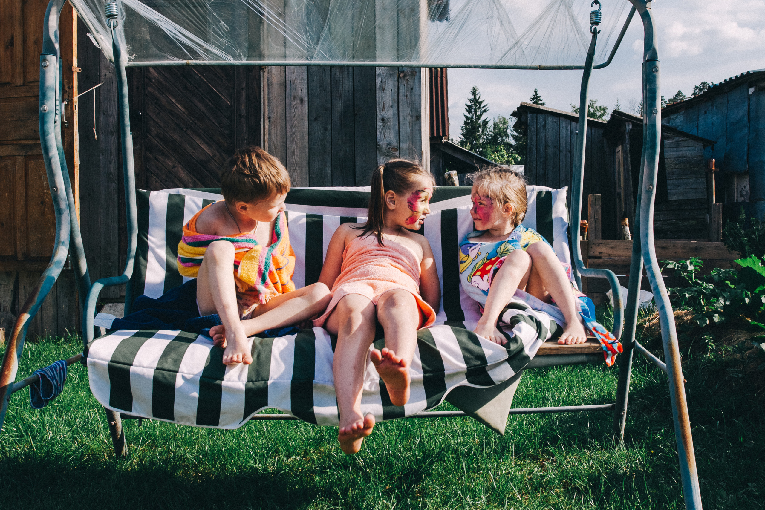 Ульяше 5 лет. Дачный деньрожденский день. Семейный фотограф, фотограф родов, репортажей фотограф в Санкт-Петербу