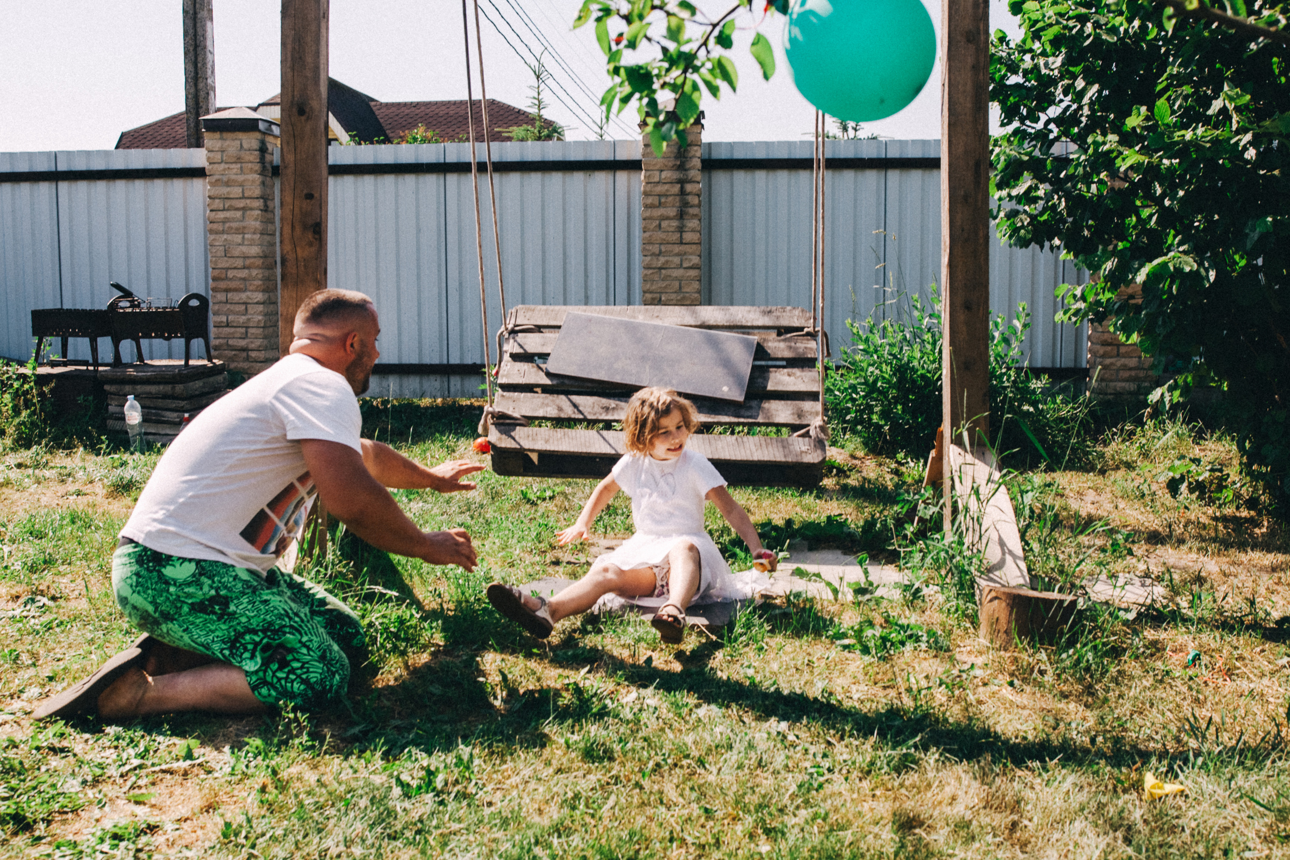 Есении 5 лет. ДР на даче. Семейный фотограф, фотограф родов, репортажей фотограф в Санкт-Петербу