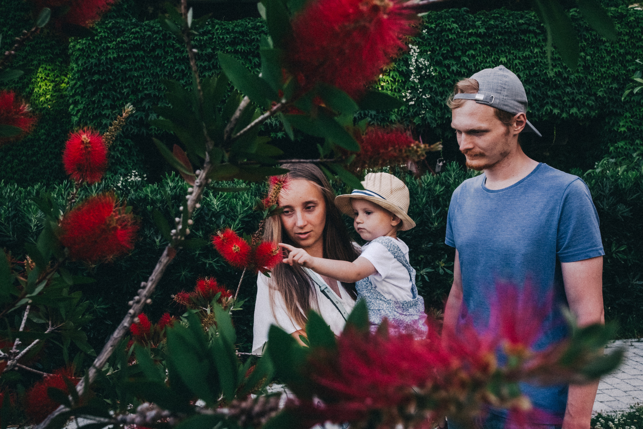 Вася, Маша, Соня. Отпуск в Адлере. Семейный фотограф, фотограф родов, репортажей фотограф в Санкт-Петербу