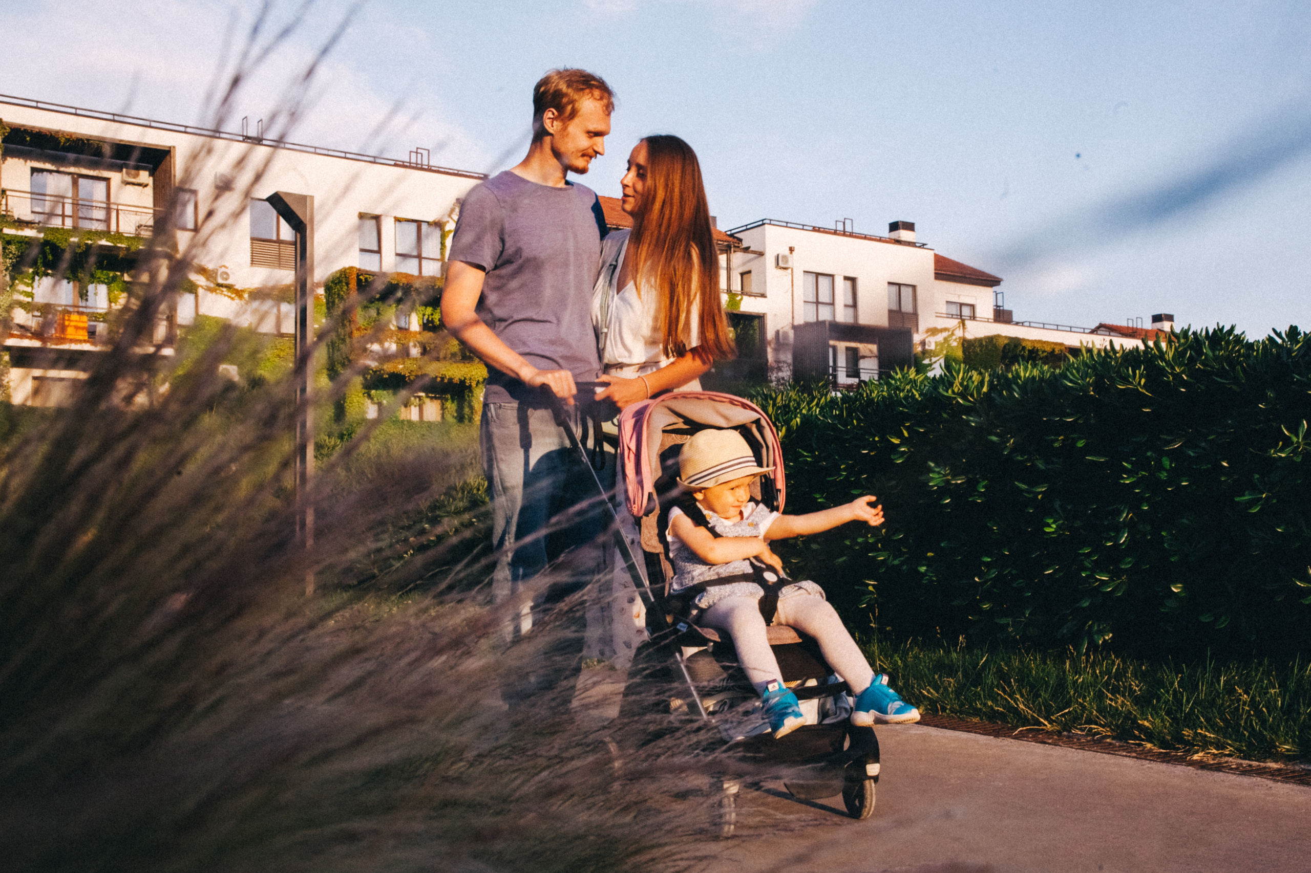 Вася, Маша, Соня. Отпуск в Адлере. Семейный фотограф, фотограф родов, репортажей фотограф в Санкт-Петербу