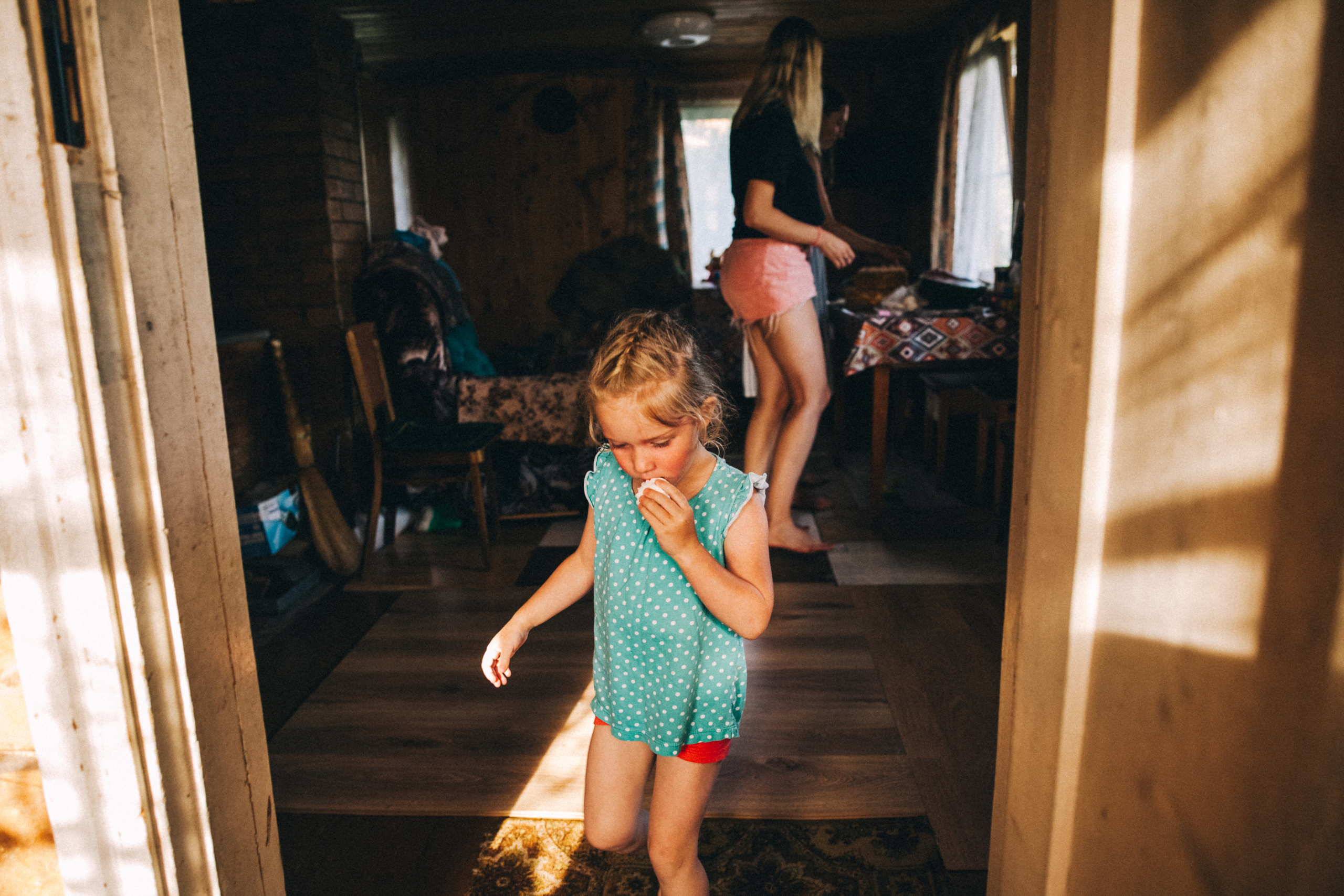 Ульяше 5 лет. Дачный деньрожденский день. Семейный фотограф, фотограф родов, репортажей фотограф в Санкт-Петербу