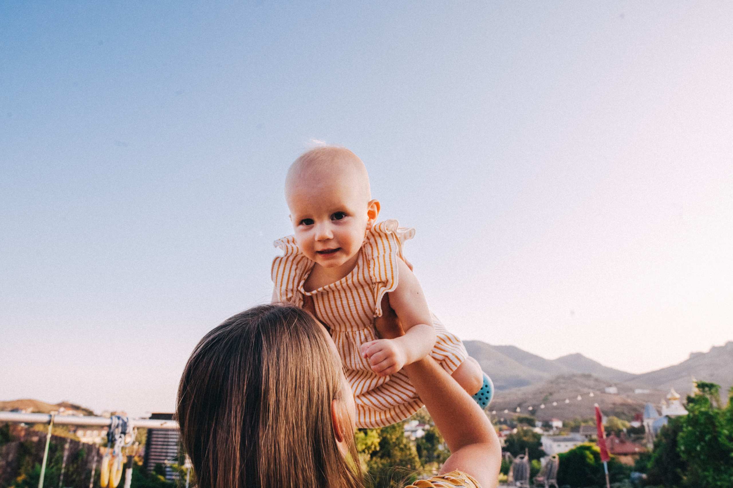 Маша и Соня. Отпуск в Крыму. Семейный фотограф, фотограф родов, репортажей фотограф в Санкт-Петербу