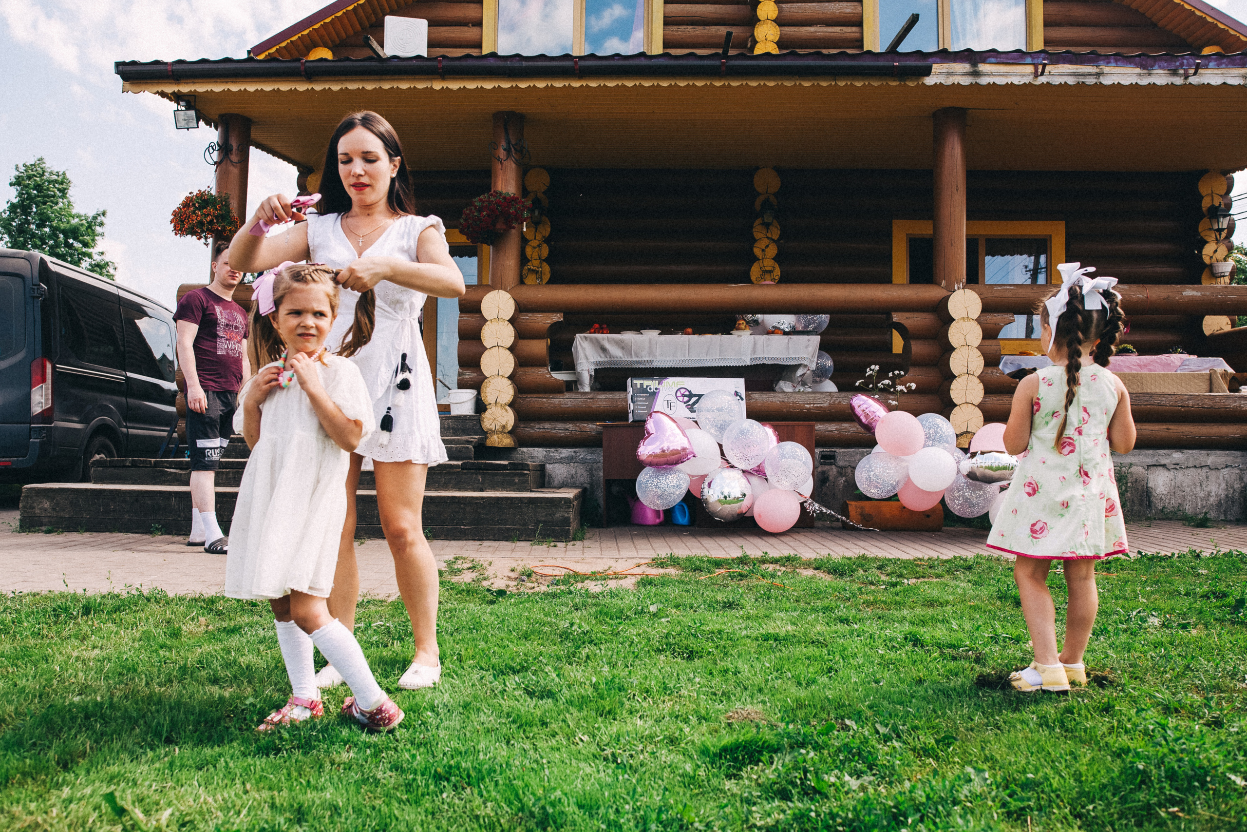 Есении 5 лет. ДР на даче. Семейный фотограф, фотограф родов, репортажей фотограф в Санкт-Петербу
