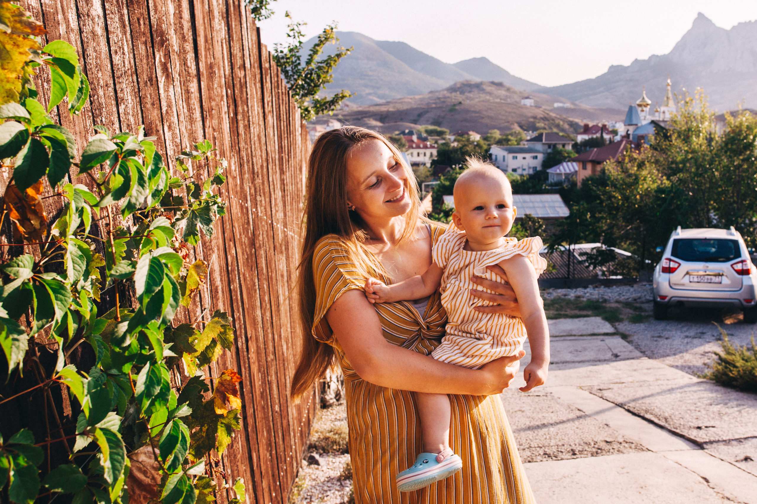 Маша и Соня. Отпуск в Крыму. Семейный фотограф, фотограф родов, репортажей фотограф в Санкт-Петербу