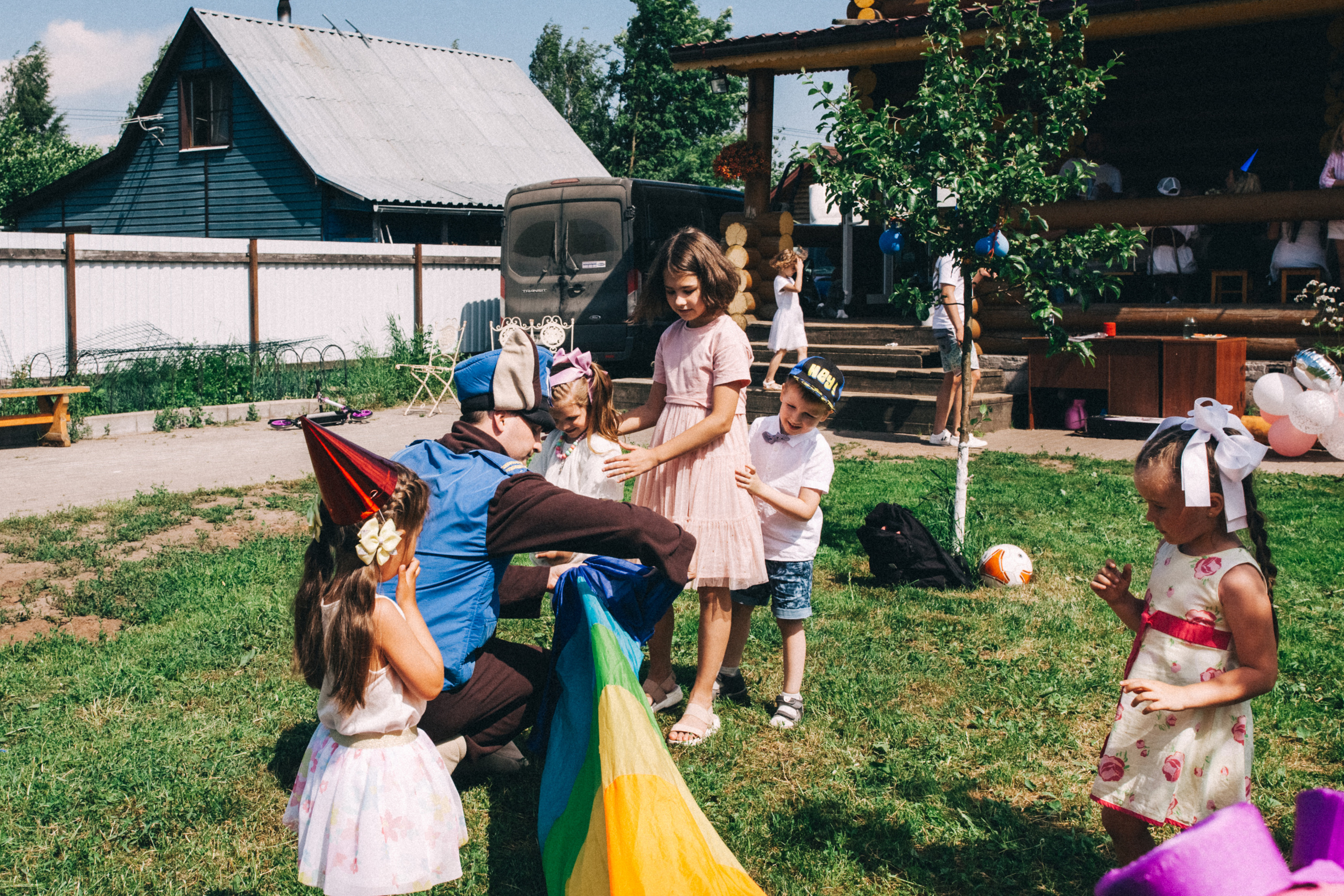 Есении 5 лет. ДР на даче. Семейный фотограф, фотограф родов, репортажей фотограф в Санкт-Петербу