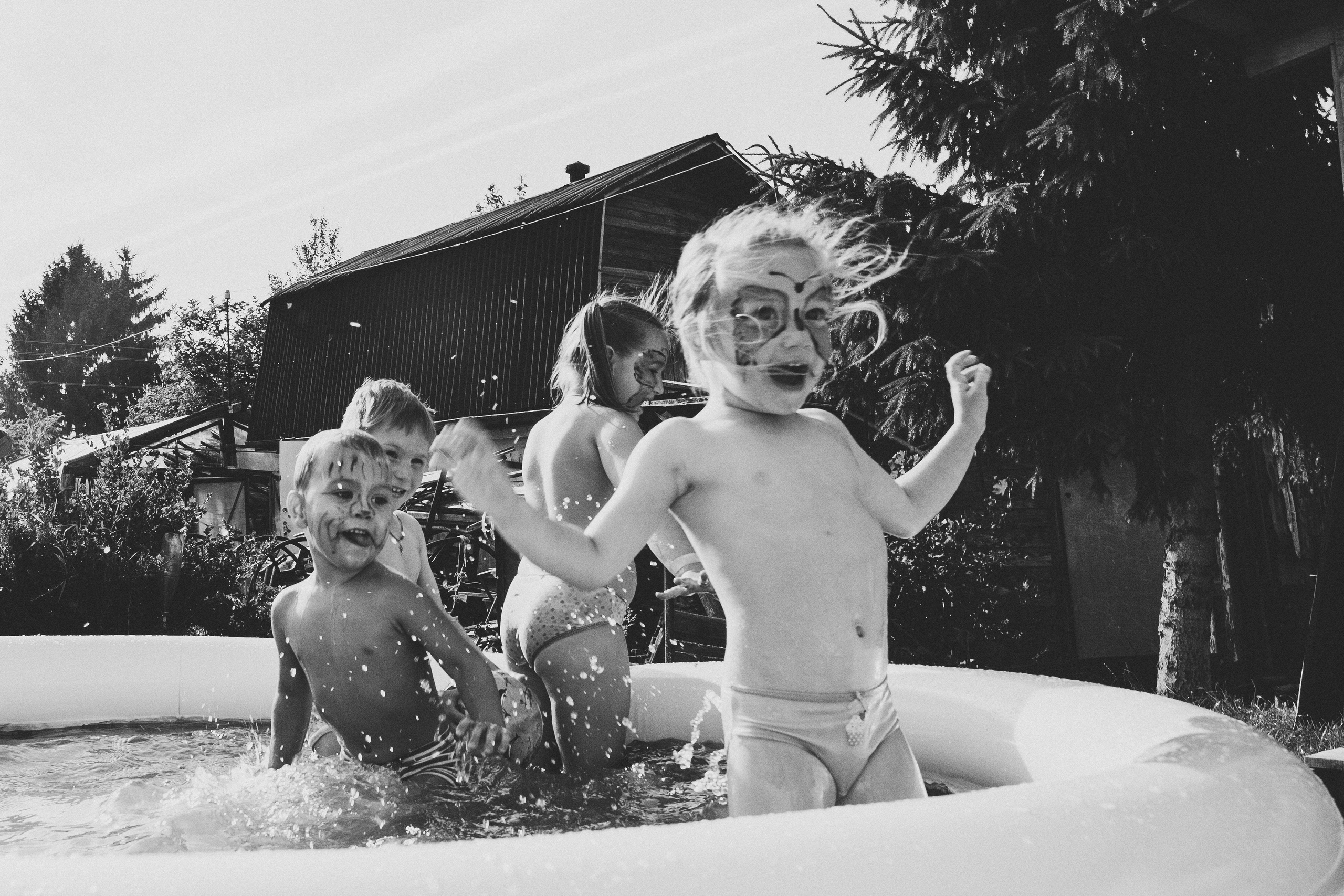 Ульяше 5 лет. Дачный деньрожденский день. Семейный фотограф, фотограф родов, репортажей фотограф в Санкт-Петербу