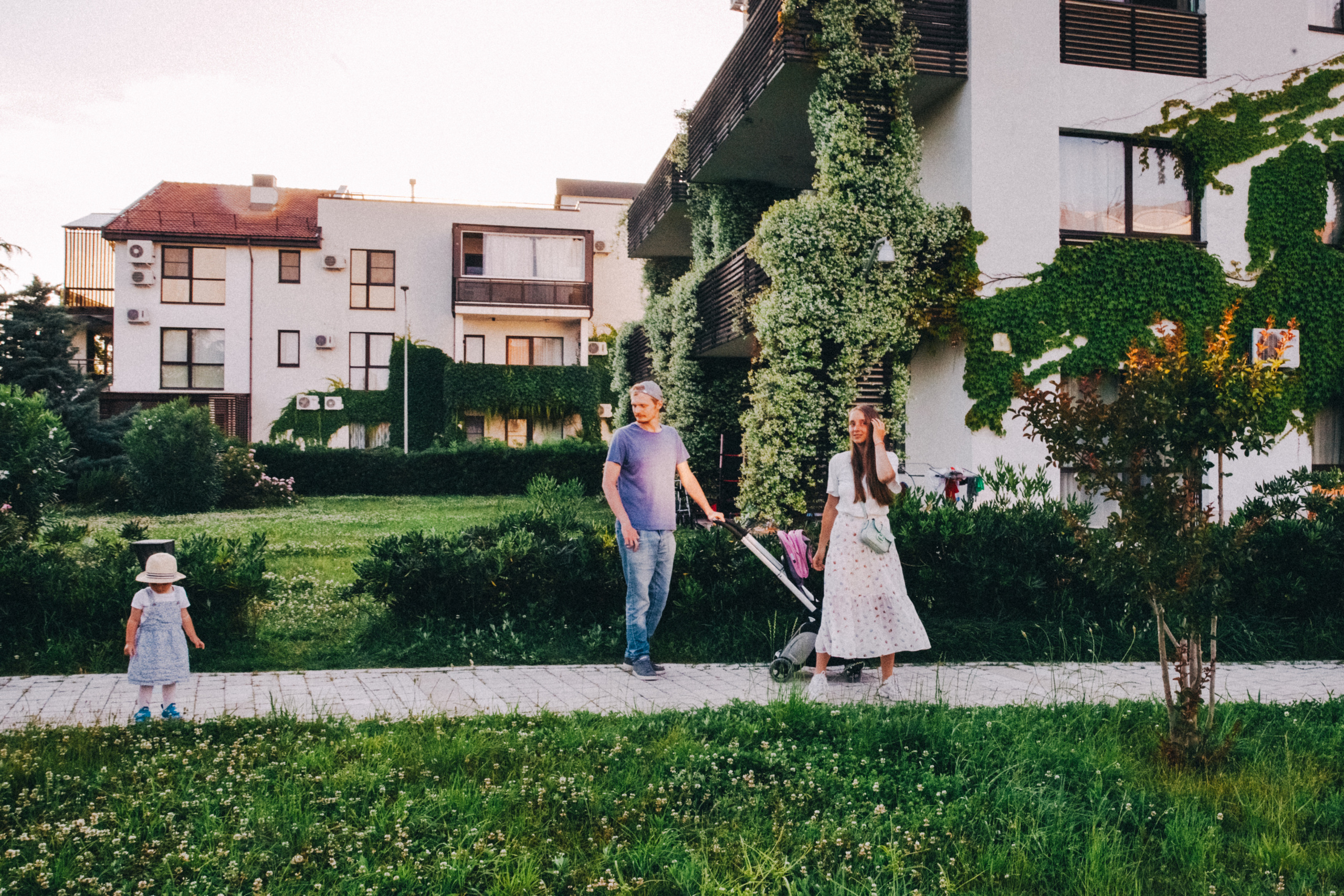 Вася, Маша, Соня. Отпуск в Адлере. Семейный фотограф, фотограф родов, репортажей фотограф в Санкт-Петербу