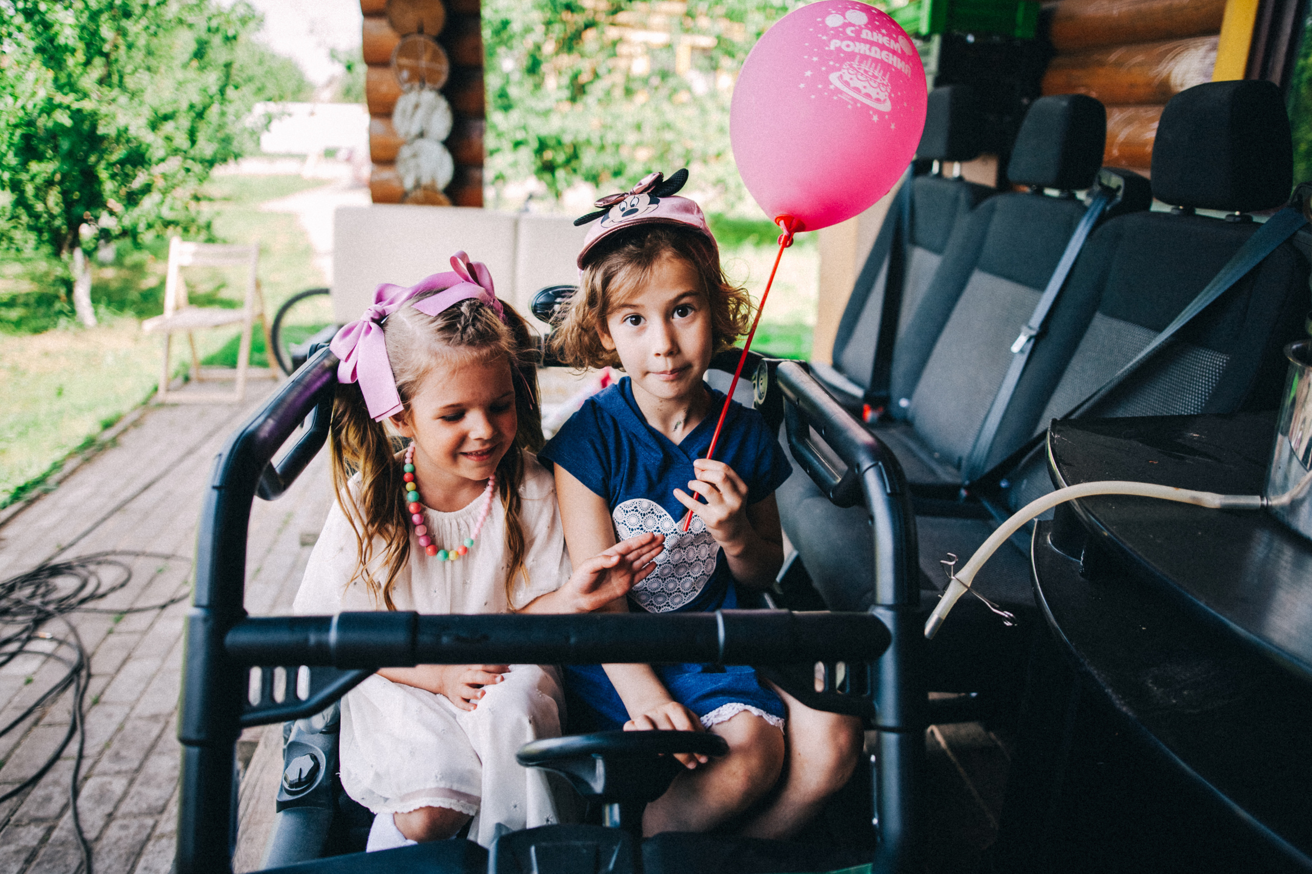 Есении 5 лет. ДР на даче. Семейный фотограф, фотограф родов, репортажей фотограф в Санкт-Петербу