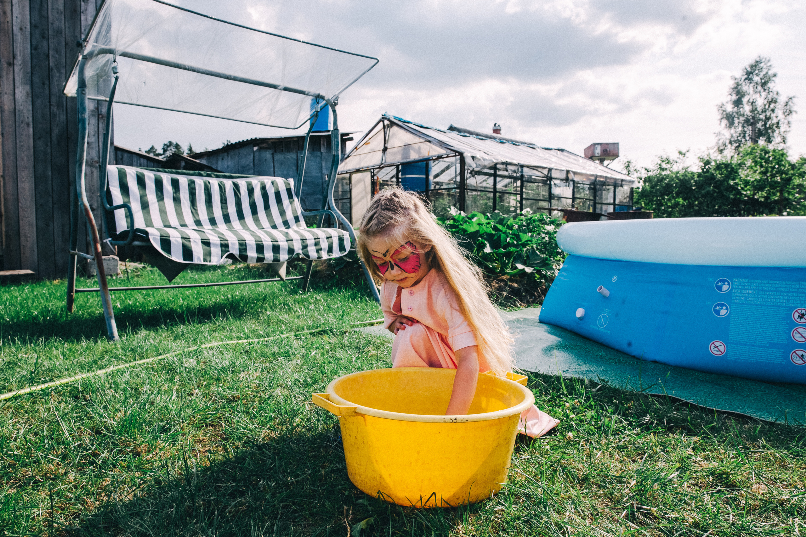 Ульяше 5 лет. Дачный деньрожденский день. Семейный фотограф, фотограф родов, репортажей фотограф в Санкт-Петербу
