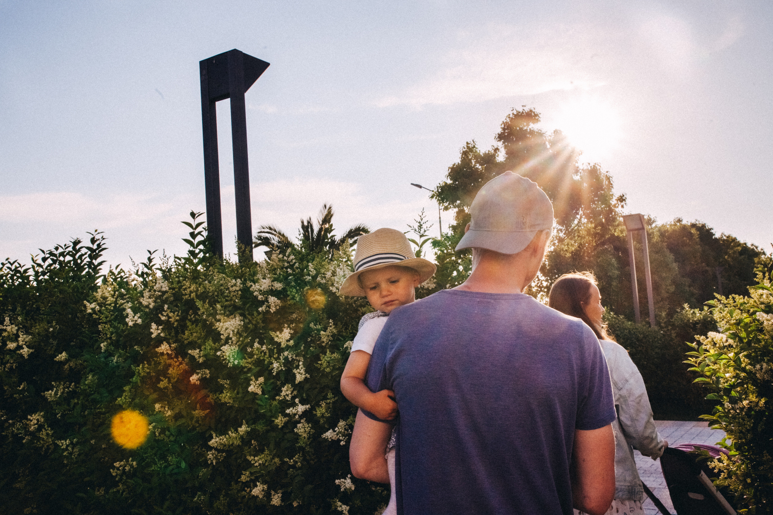 Вася, Маша, Соня. Отпуск в Адлере. Семейный фотограф, фотограф родов, репортажей фотограф в Санкт-Петербу