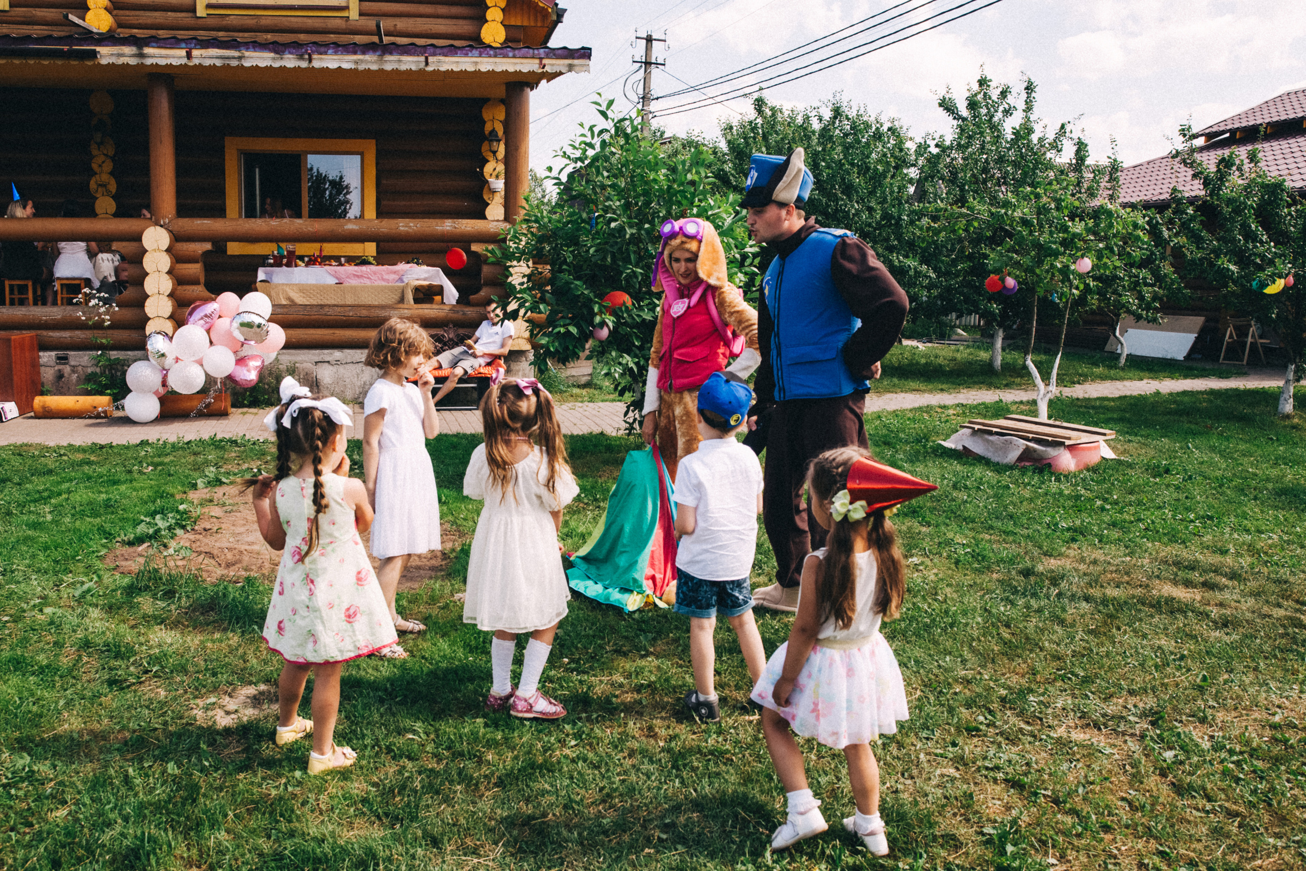 Есении 5 лет. ДР на даче. Семейный фотограф, фотограф родов, репортажей фотограф в Санкт-Петербу