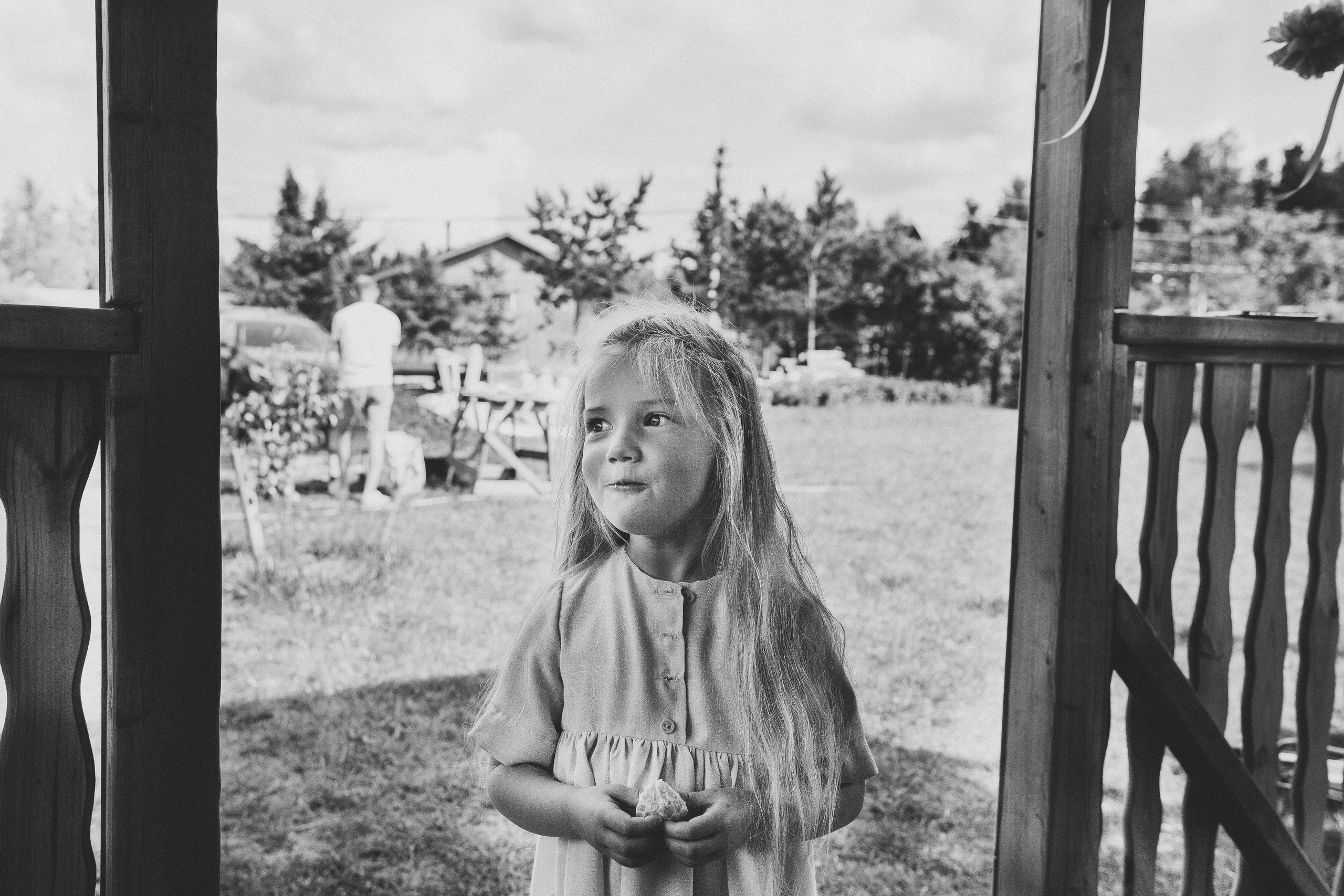 Ульяше 5 лет. Дачный деньрожденский день. Семейный фотограф, фотограф родов, репортажей фотограф в Санкт-Петербу