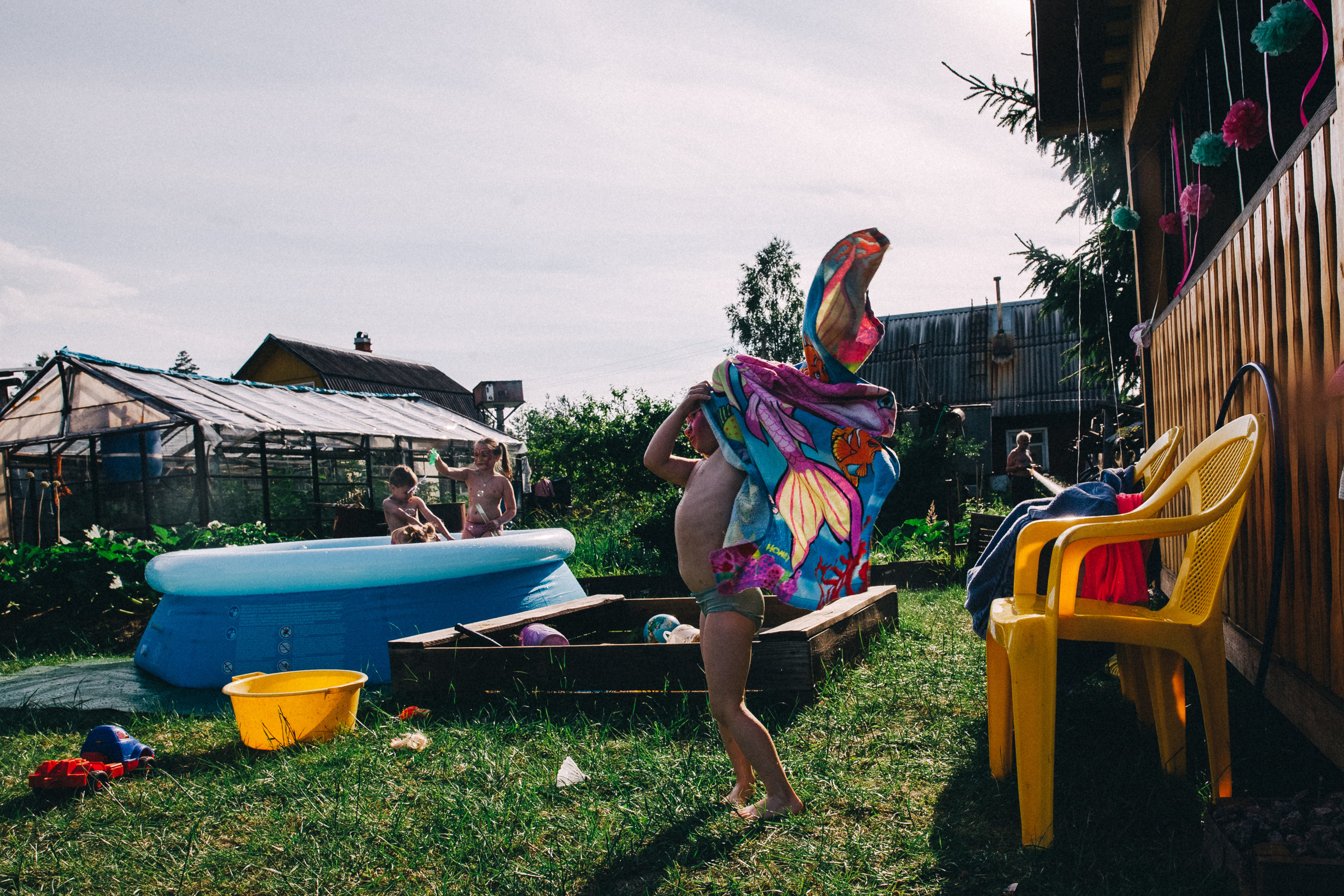 Ульяше 5 лет. Дачный деньрожденский день. Семейный фотограф, фотограф родов, репортажей фотограф в Санкт-Петербу