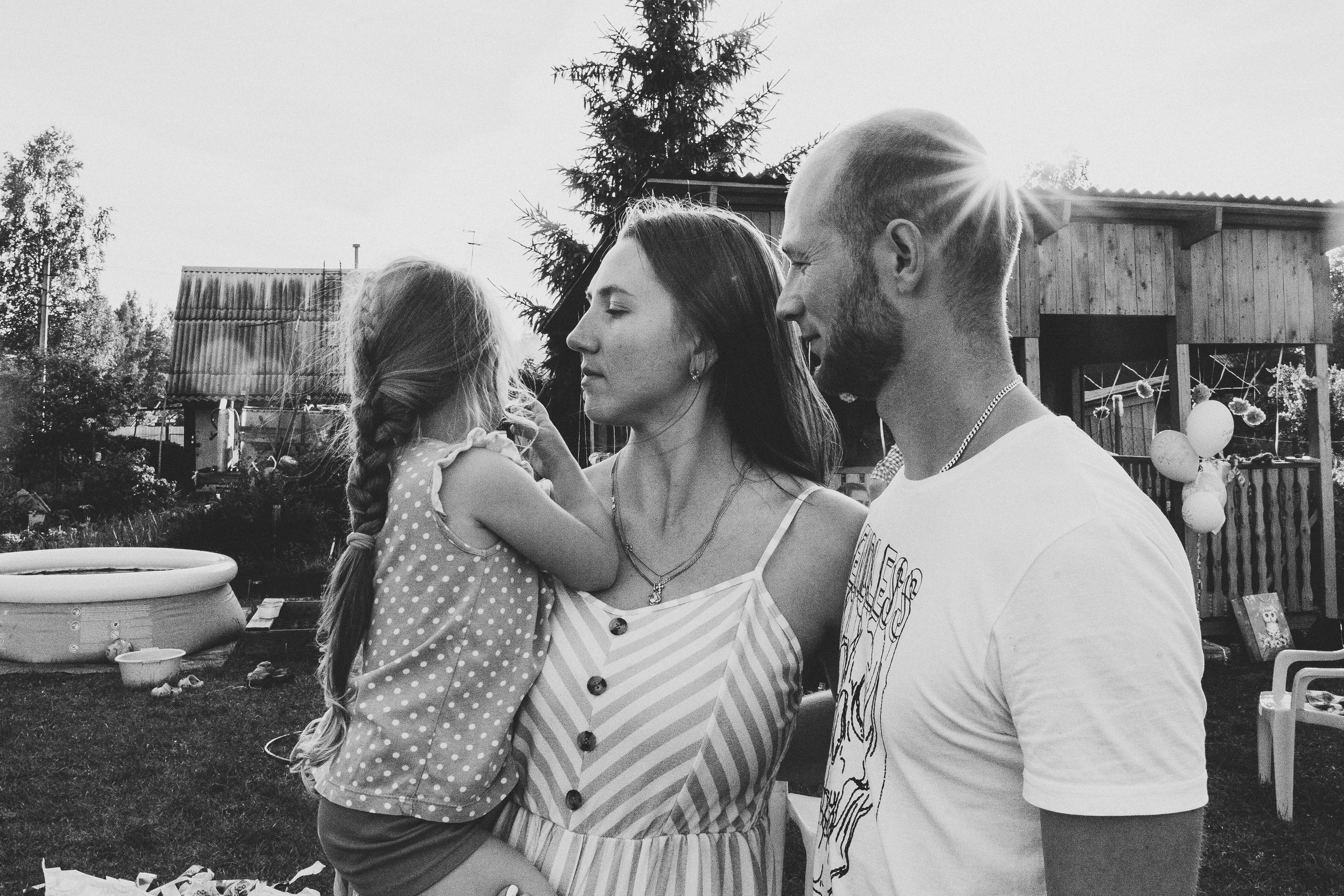 Ульяше 5 лет. Дачный деньрожденский день. Семейный фотограф, фотограф родов, репортажей фотограф в Санкт-Петербу