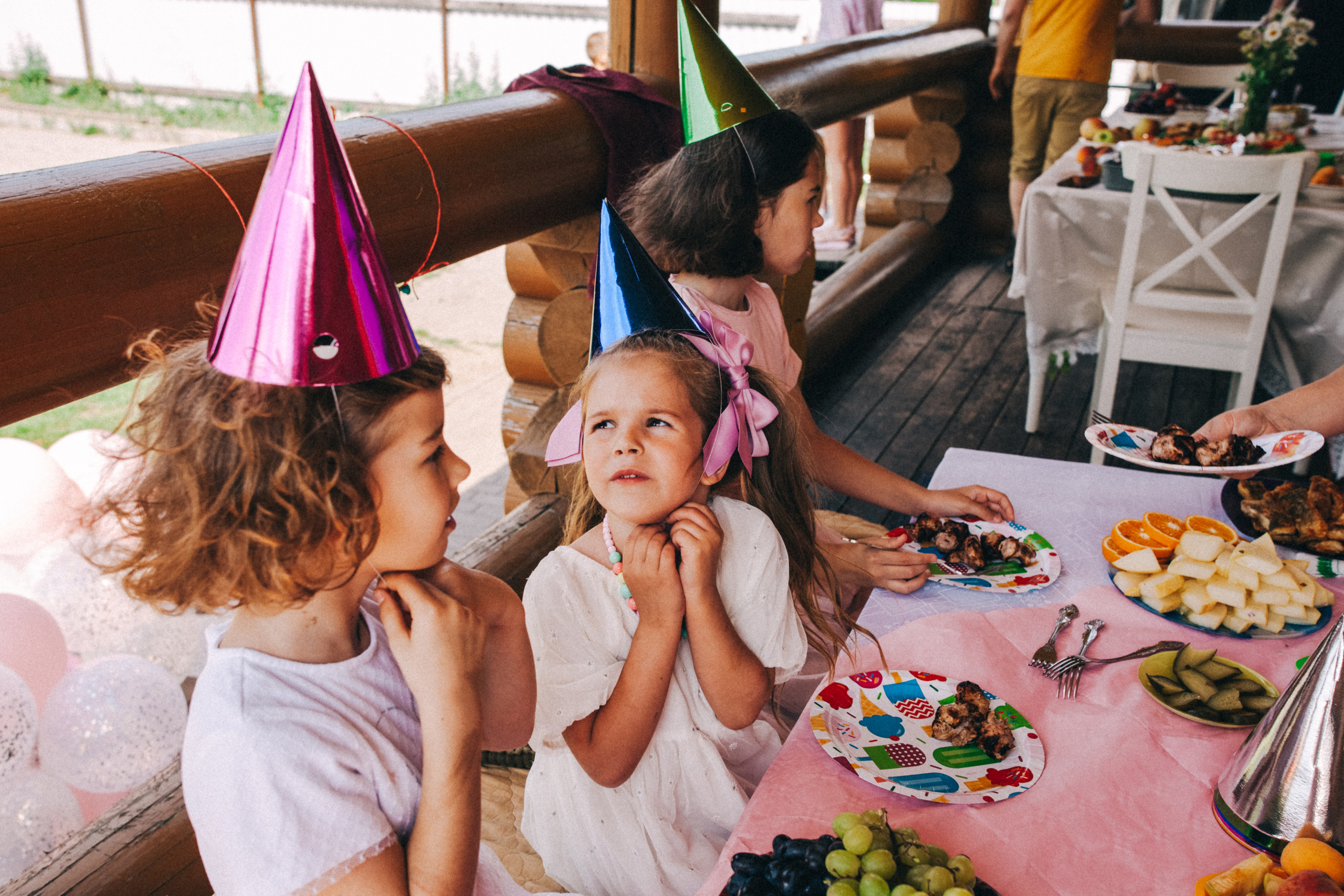 Есении 5 лет. ДР на даче. Семейный фотограф, фотограф родов, репортажей фотограф в Санкт-Петербу