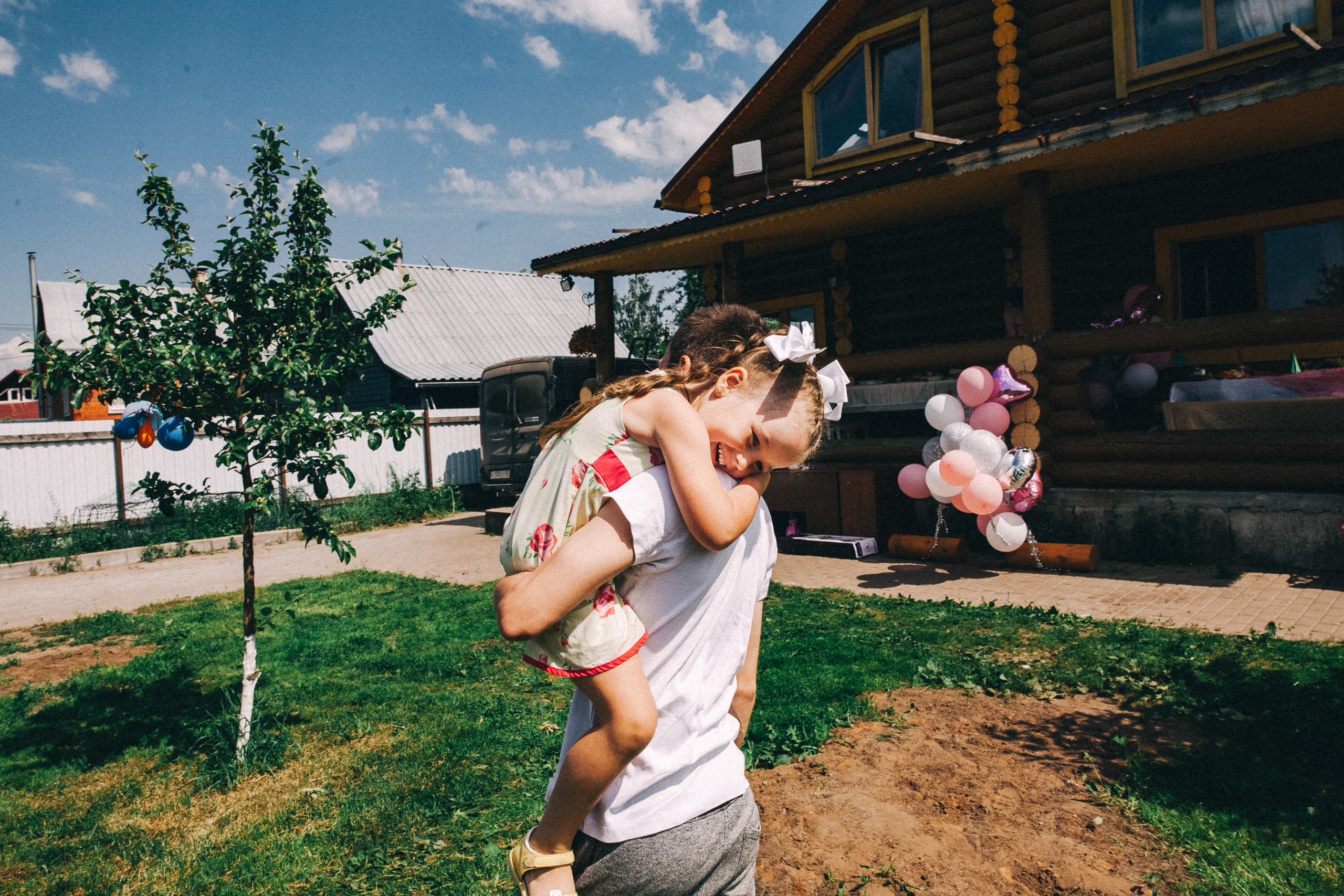 Есении 5 лет. ДР на даче. Семейный фотограф, фотограф родов, репортажей фотограф в Санкт-Петербу