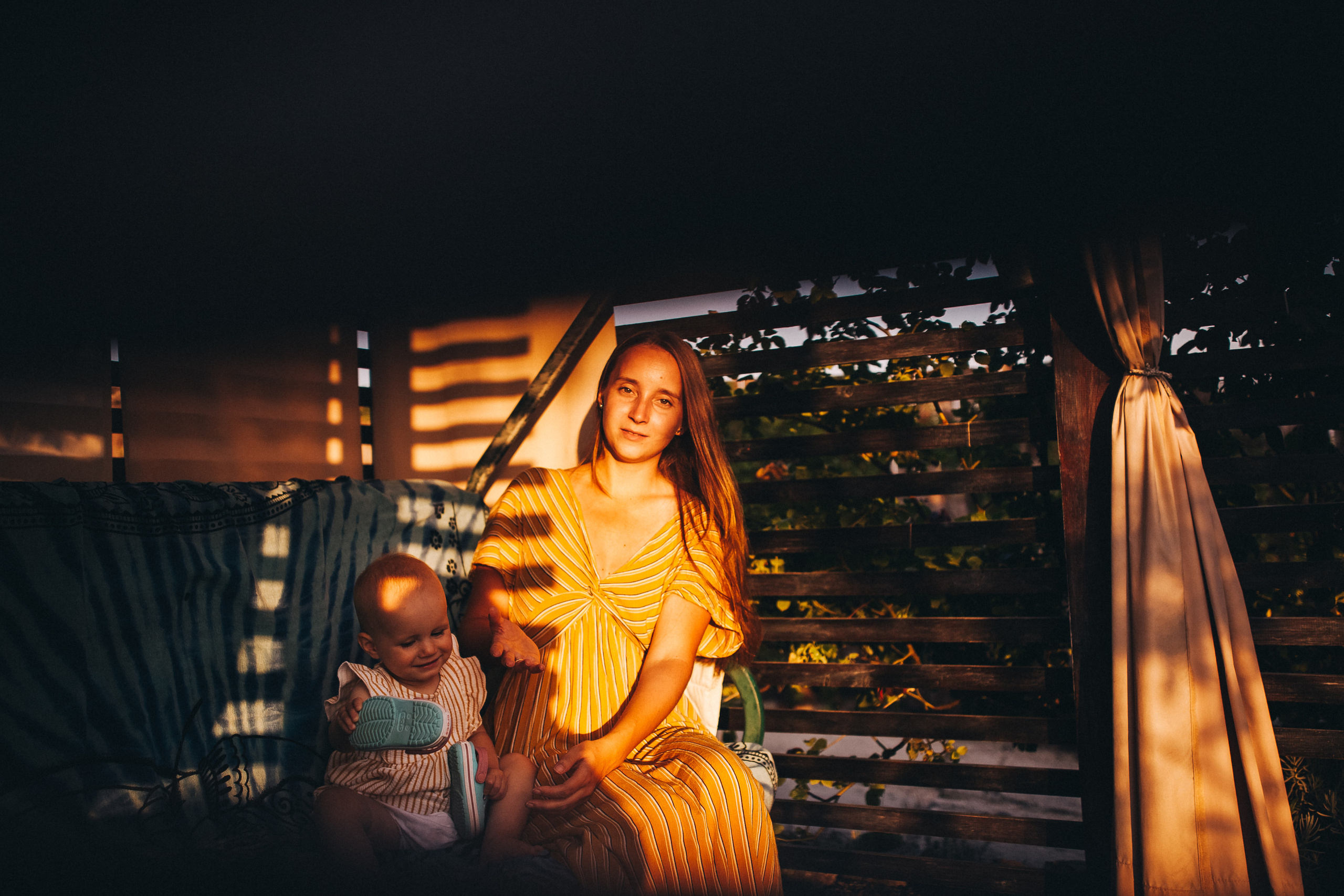 Маша и Соня. Отпуск в Крыму. Семейный фотограф, фотограф родов, репортажей фотограф в Санкт-Петербу