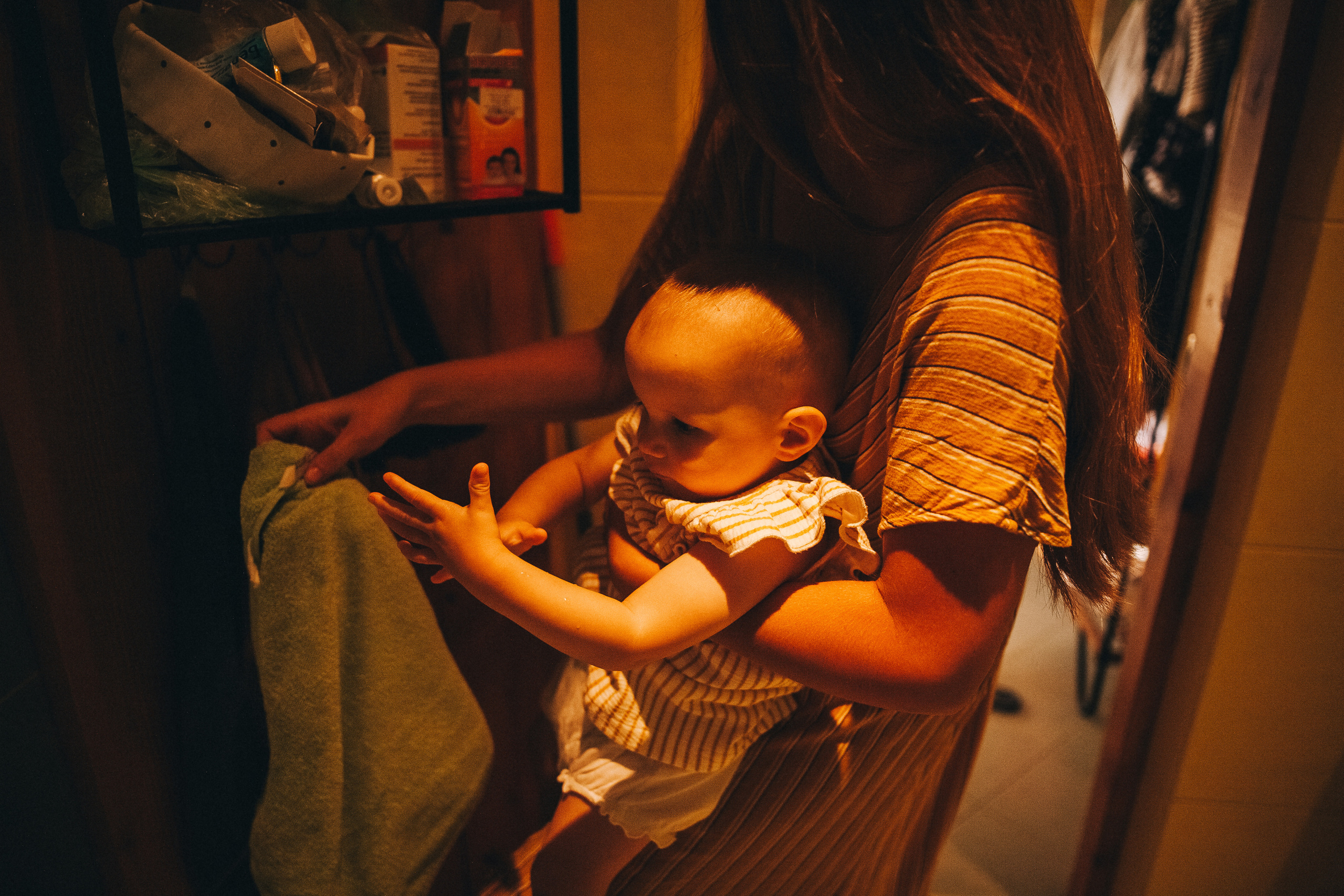 Маша и Соня. Отпуск в Крыму. Семейный фотограф, фотограф родов, репортажей фотограф в Санкт-Петербу