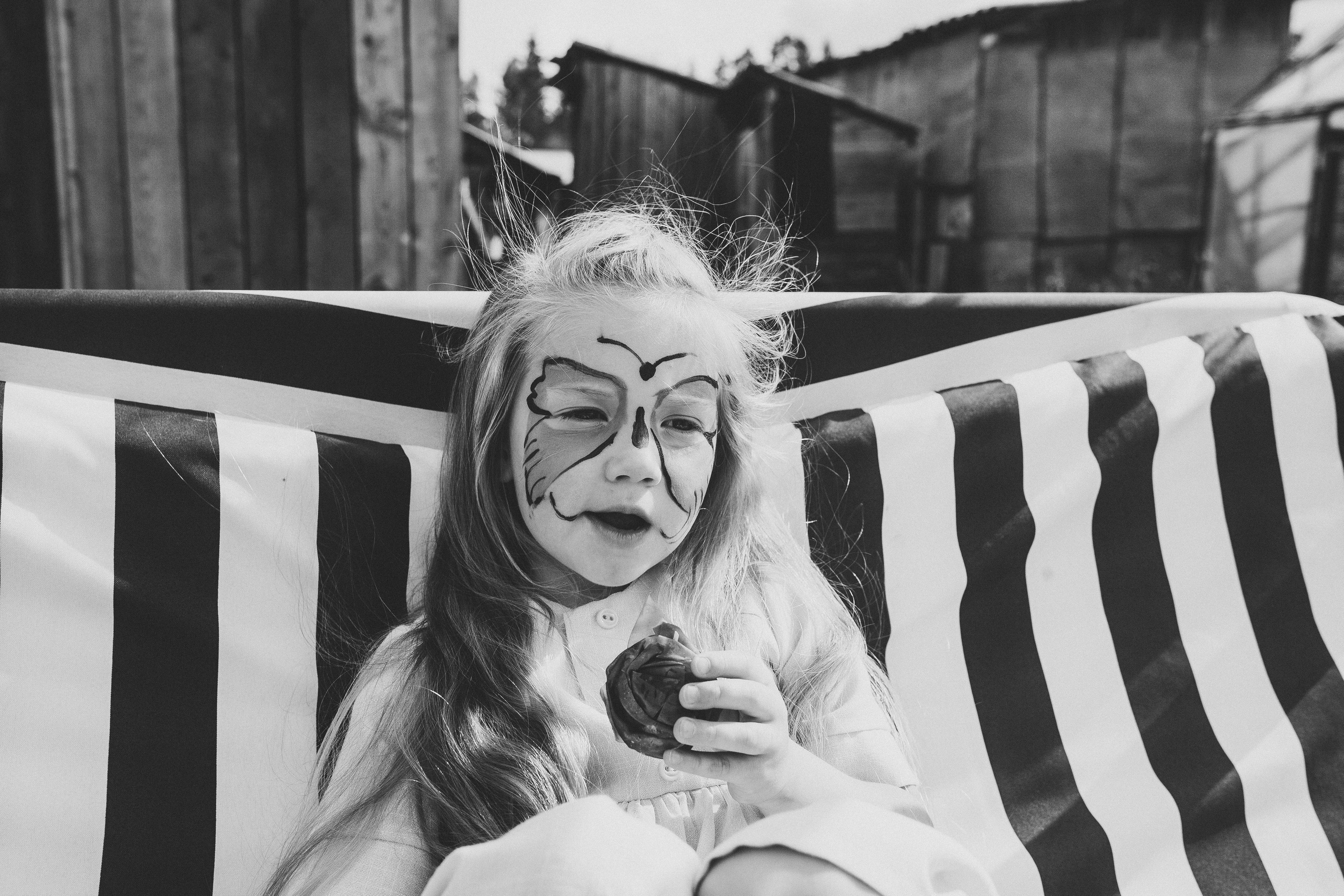 Ульяше 5 лет. Дачный деньрожденский день. Семейный фотограф, фотограф родов, репортажей фотограф в Санкт-Петербу