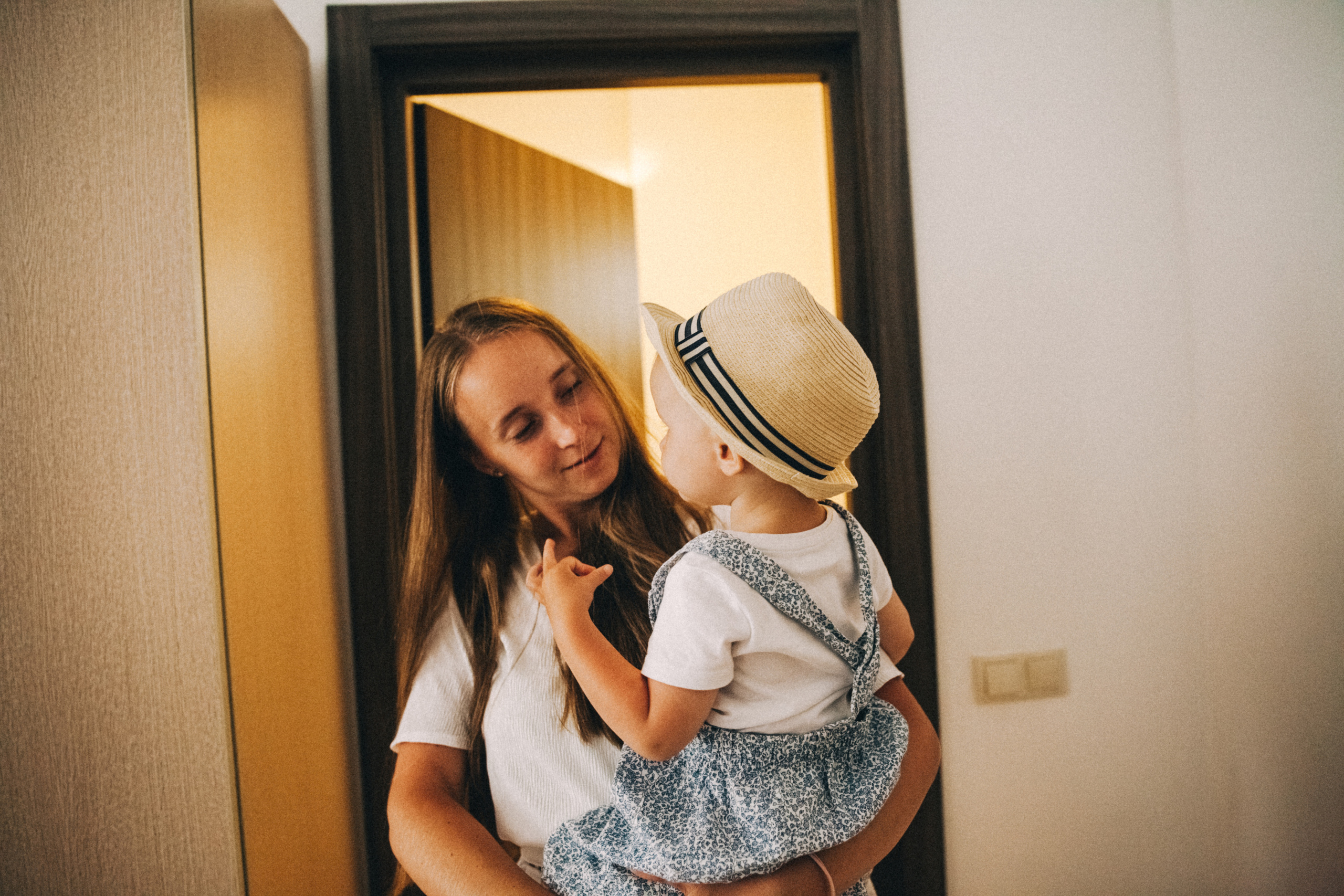 Вася, Маша, Соня. Отпуск в Адлере. Семейный фотограф, фотограф родов, репортажей фотограф в Санкт-Петербу