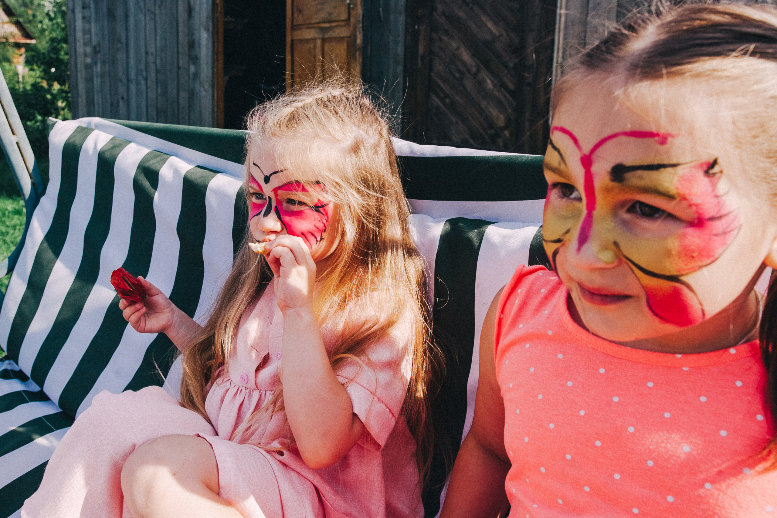 Ульяше 5 лет. Дачный деньрожденский день. Семейный фотограф, фотограф родов, репортажей фотограф в Санкт-Петербу