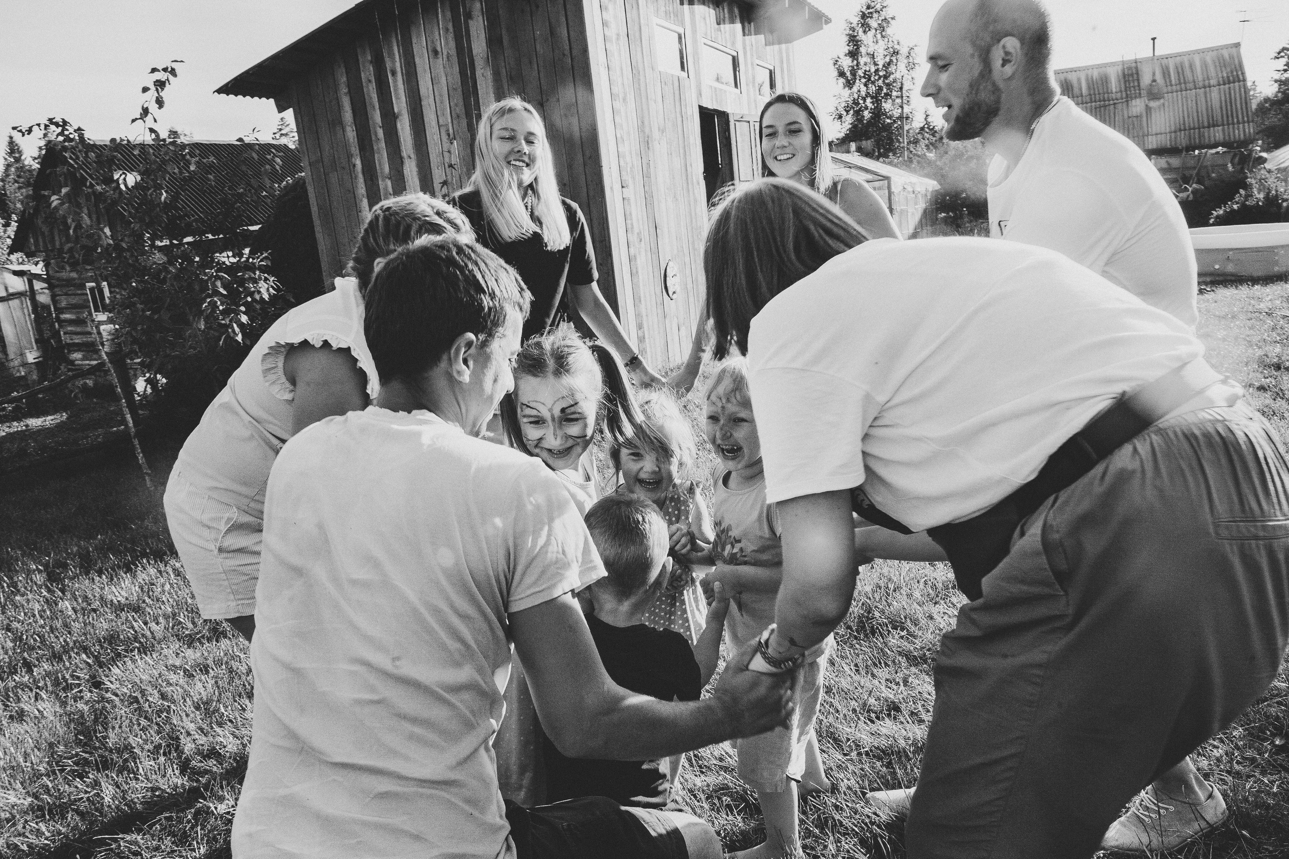 Ульяше 5 лет. Дачный деньрожденский день. Семейный фотограф, фотограф родов, репортажей фотограф в Санкт-Петербу