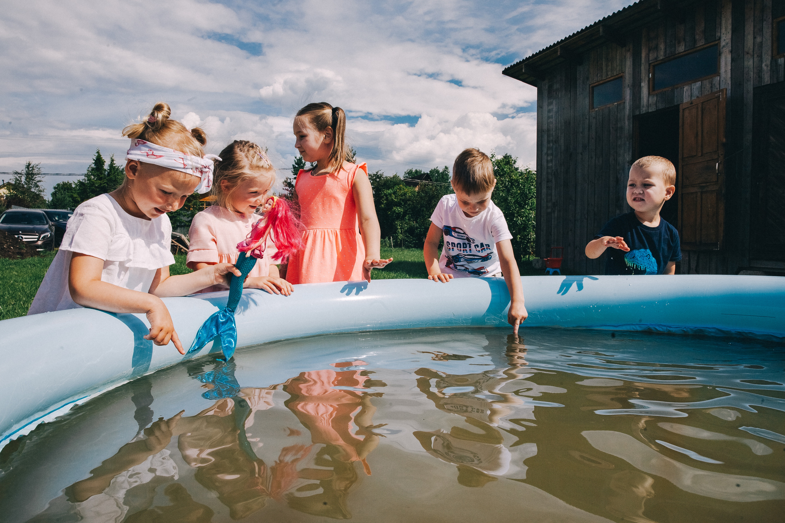 Ульяше 5 лет. Дачный деньрожденский день. Семейный фотограф, фотограф родов, репортажей фотограф в Санкт-Петербу
