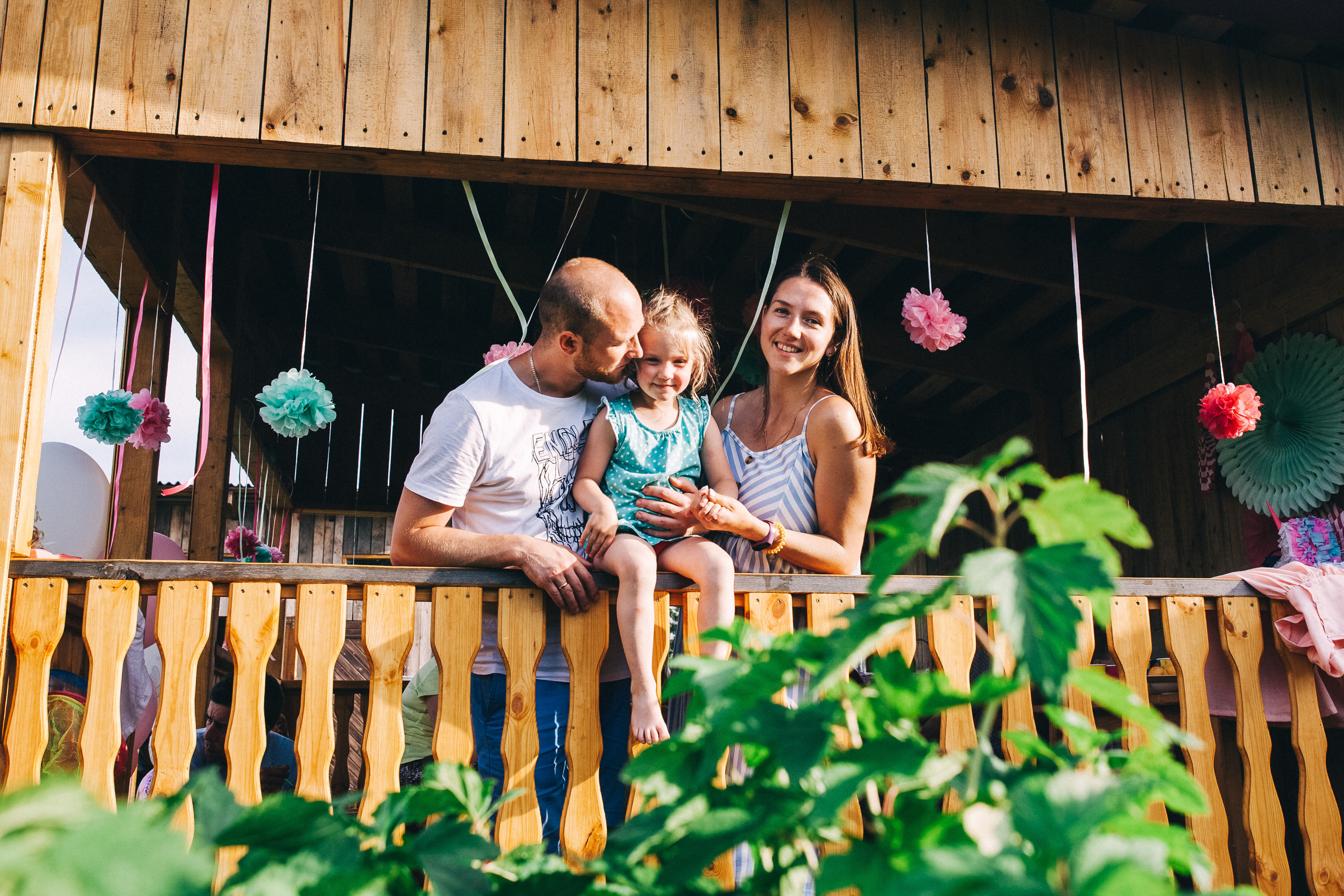 Ульяше 5 лет. Дачный деньрожденский день. Семейный фотограф, фотограф родов, репортажей фотограф в Санкт-Петербу