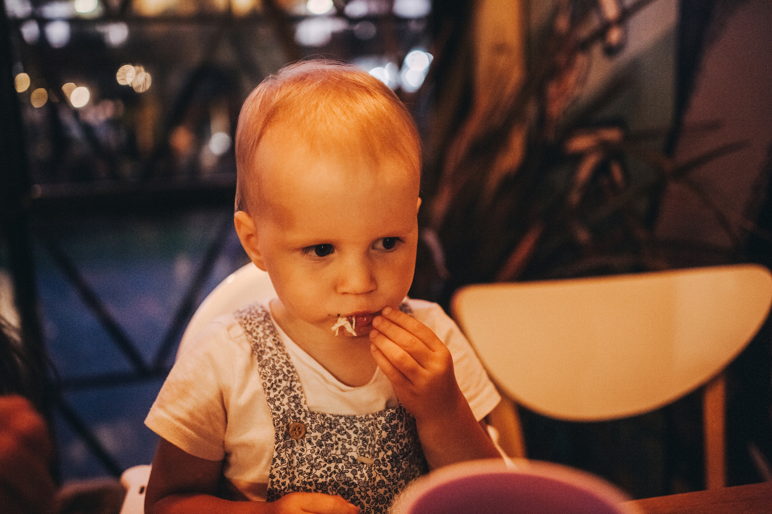 Вася, Маша, Соня. Отпуск в Адлере. Семейный фотограф, фотограф родов, репортажей фотограф в Санкт-Петербу