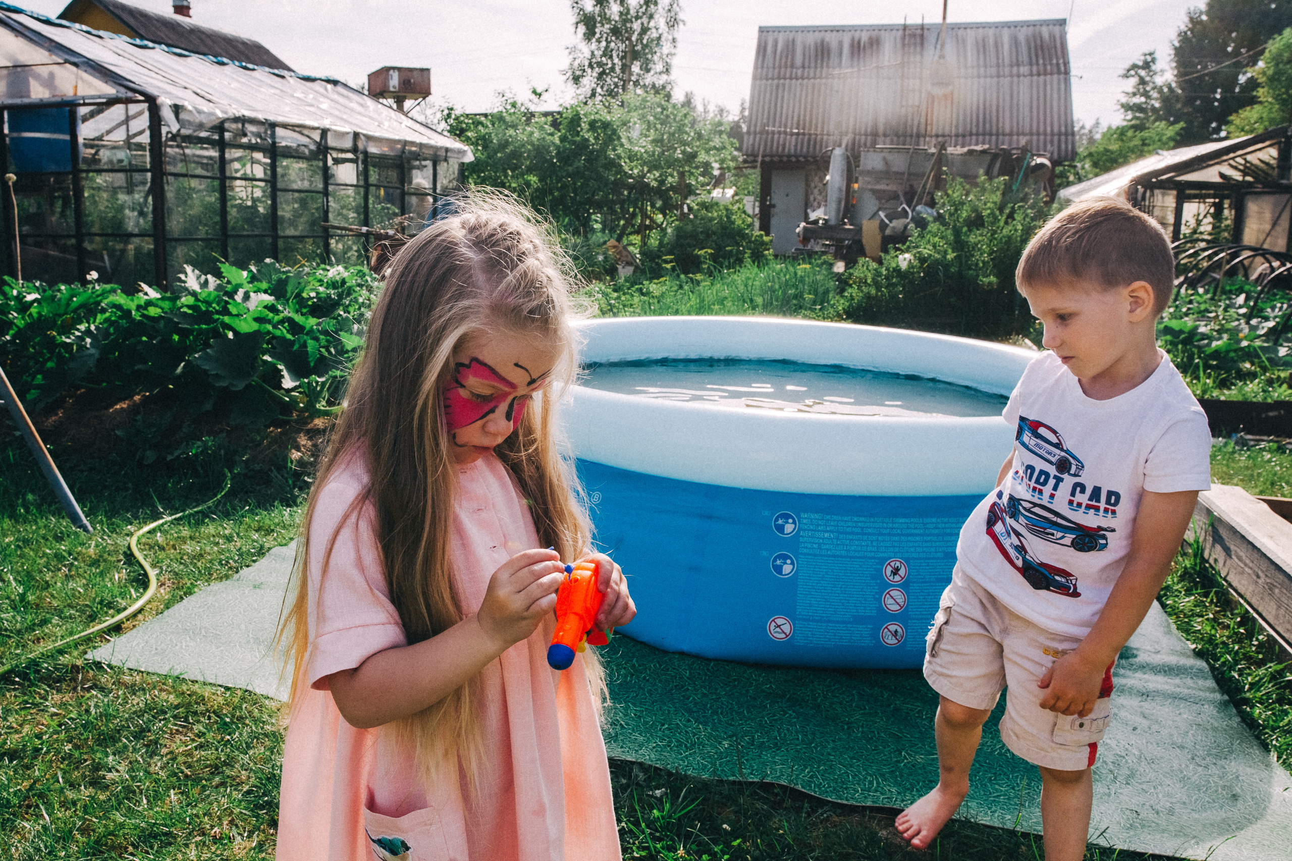 Ульяше 5 лет. Дачный деньрожденский день. Семейный фотограф, фотограф родов, репортажей фотограф в Санкт-Петербу