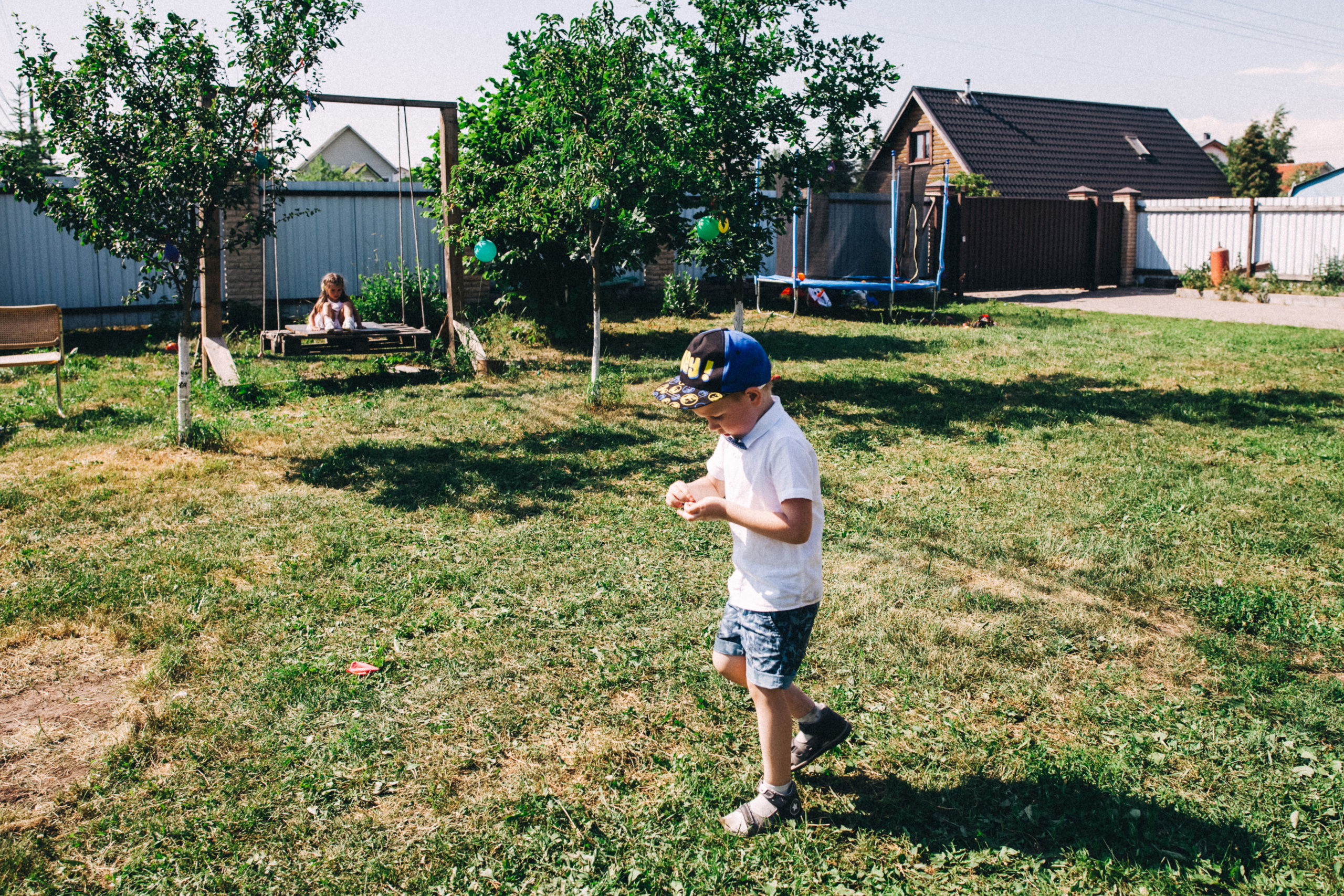 Есении 5 лет. ДР на даче. Семейный фотограф, фотограф родов, репортажей фотограф в Санкт-Петербу