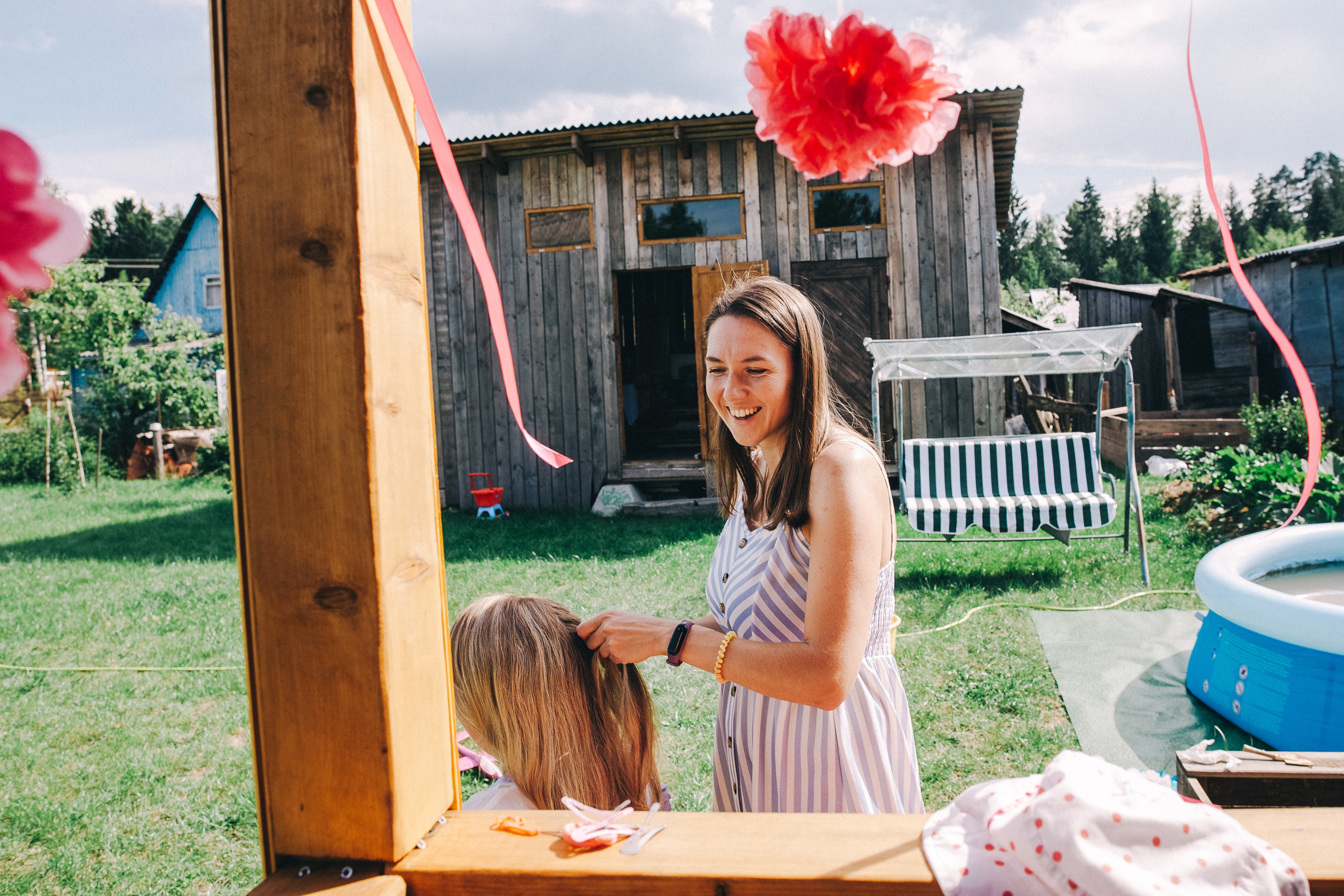 Ульяше 5 лет. Дачный деньрожденский день. Семейный фотограф, фотограф родов, репортажей фотограф в Санкт-Петербу