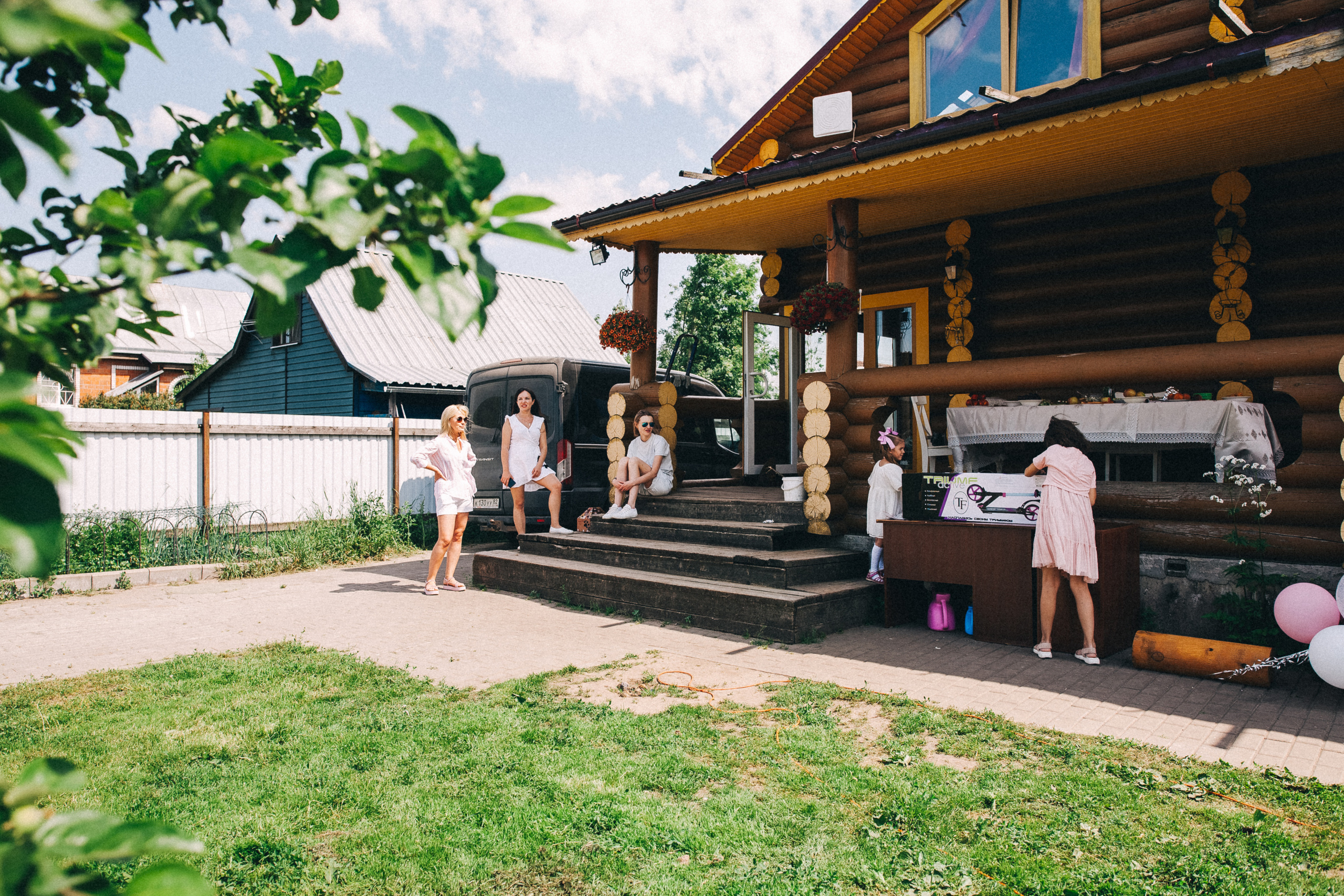 Есении 5 лет. ДР на даче. Семейный фотограф, фотограф родов, репортажей фотограф в Санкт-Петербу