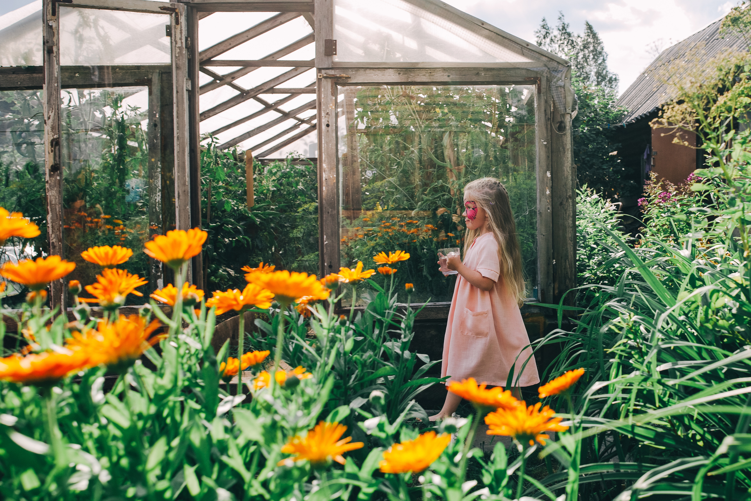 Ульяше 5 лет. Дачный деньрожденский день. Семейный фотограф, фотограф родов, репортажей фотограф в Санкт-Петербу