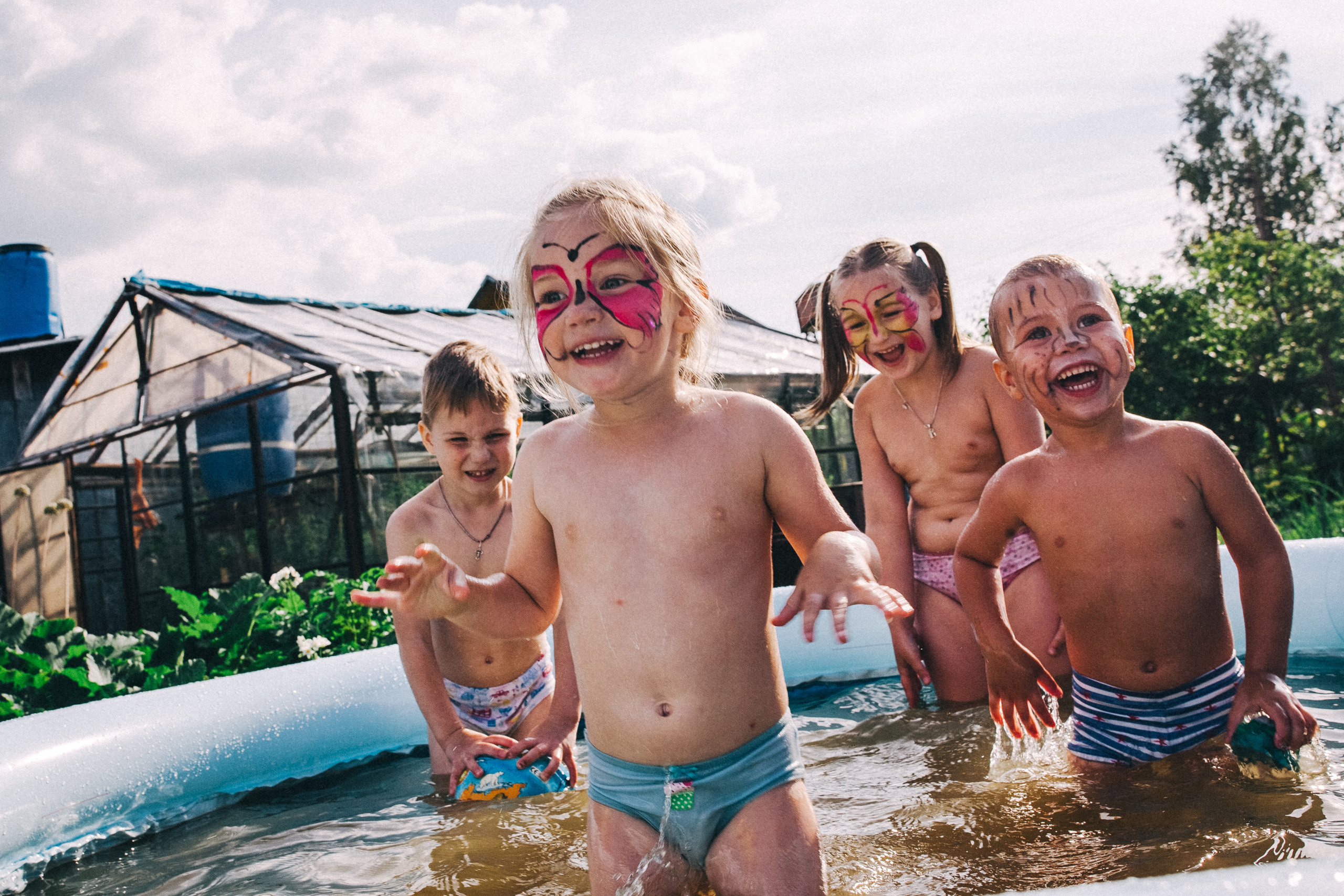 Ульяше 5 лет. Дачный деньрожденский день. Семейный фотограф, фотограф родов, репортажей фотограф в Санкт-Петербу