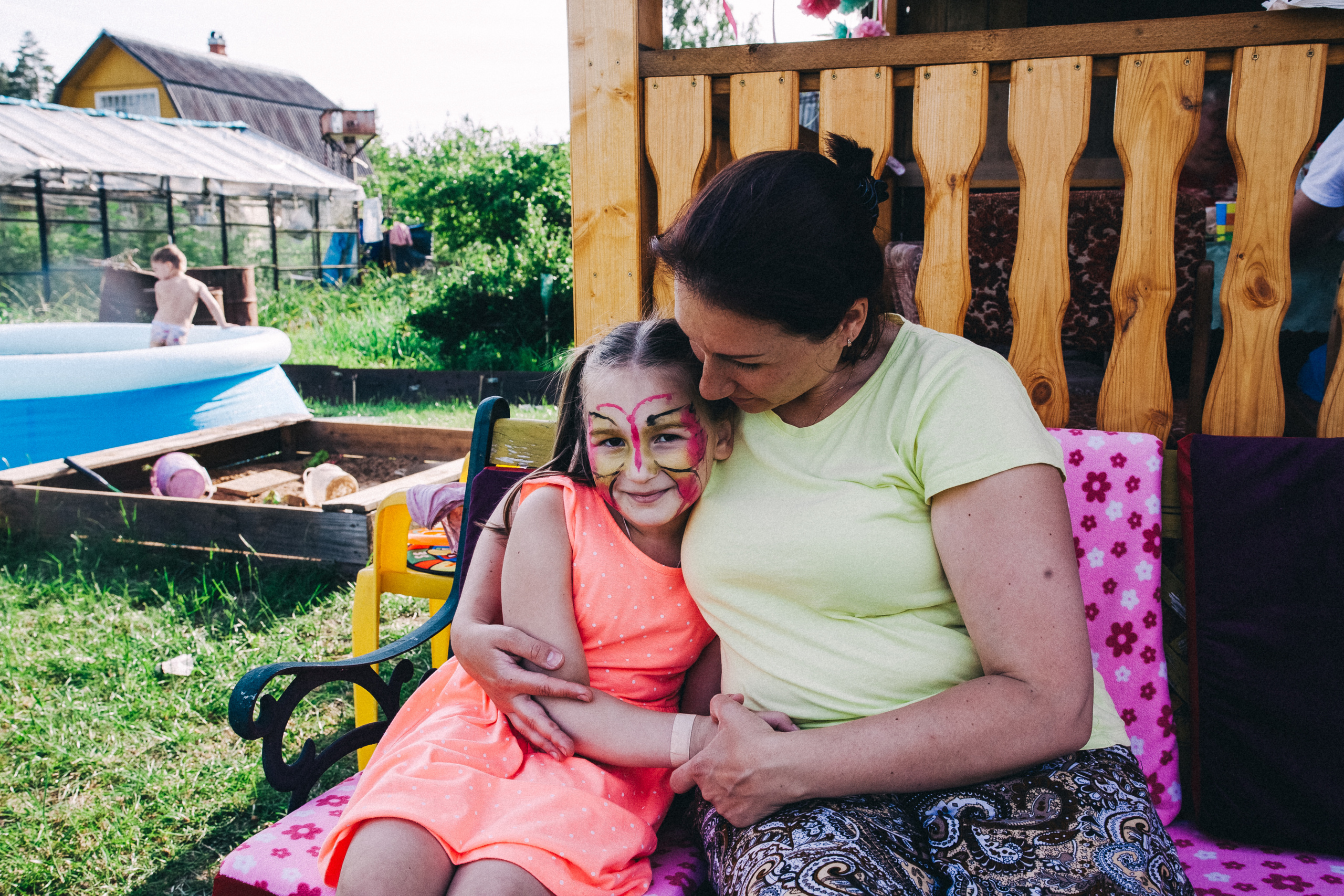 Ульяше 5 лет. Дачный деньрожденский день. Семейный фотограф, фотограф родов, репортажей фотограф в Санкт-Петербу
